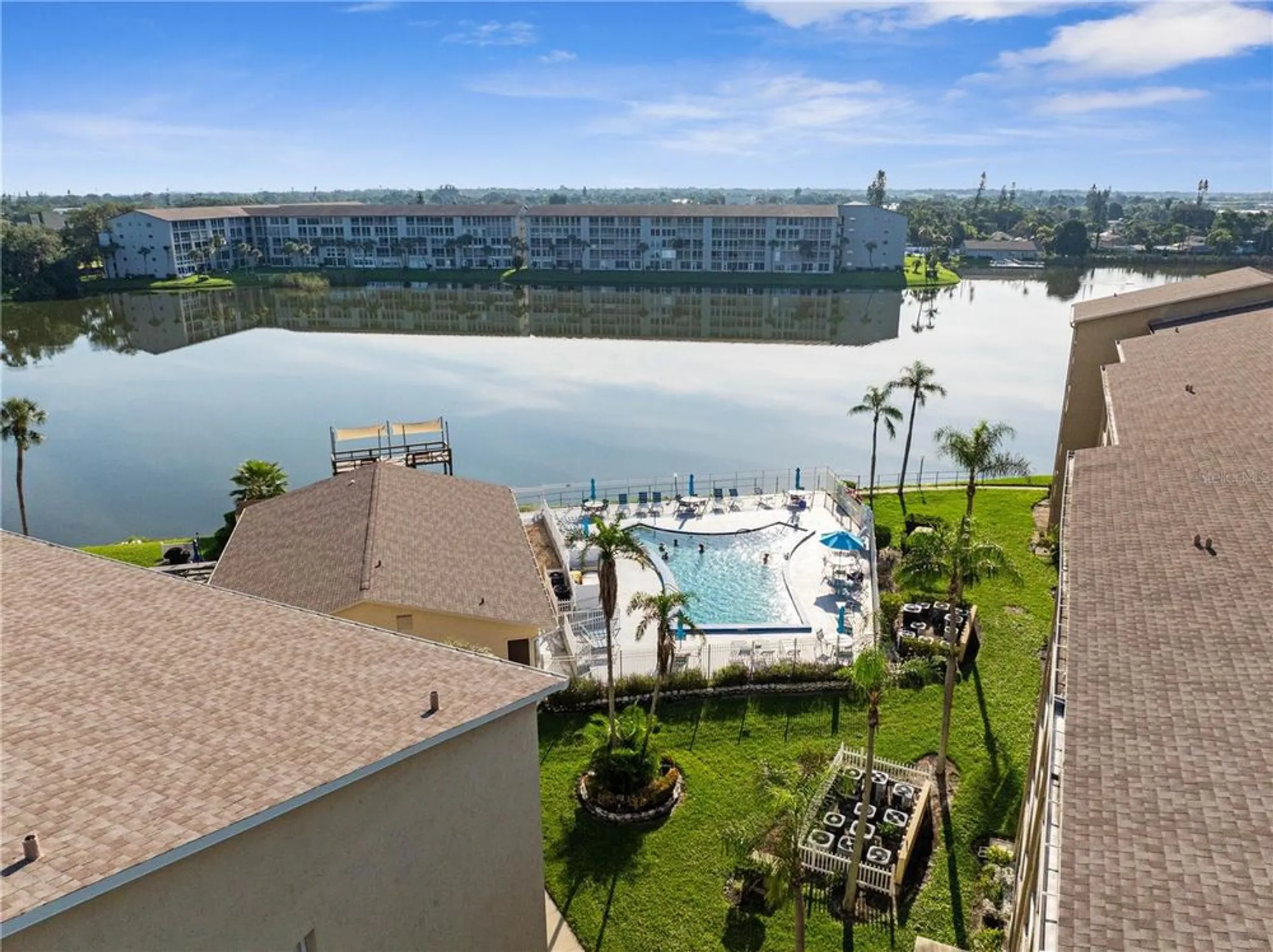 Property Slideshow image 34 of 49 | 3653 lake bayshore dr # j503, Bradenton, FL, 34205