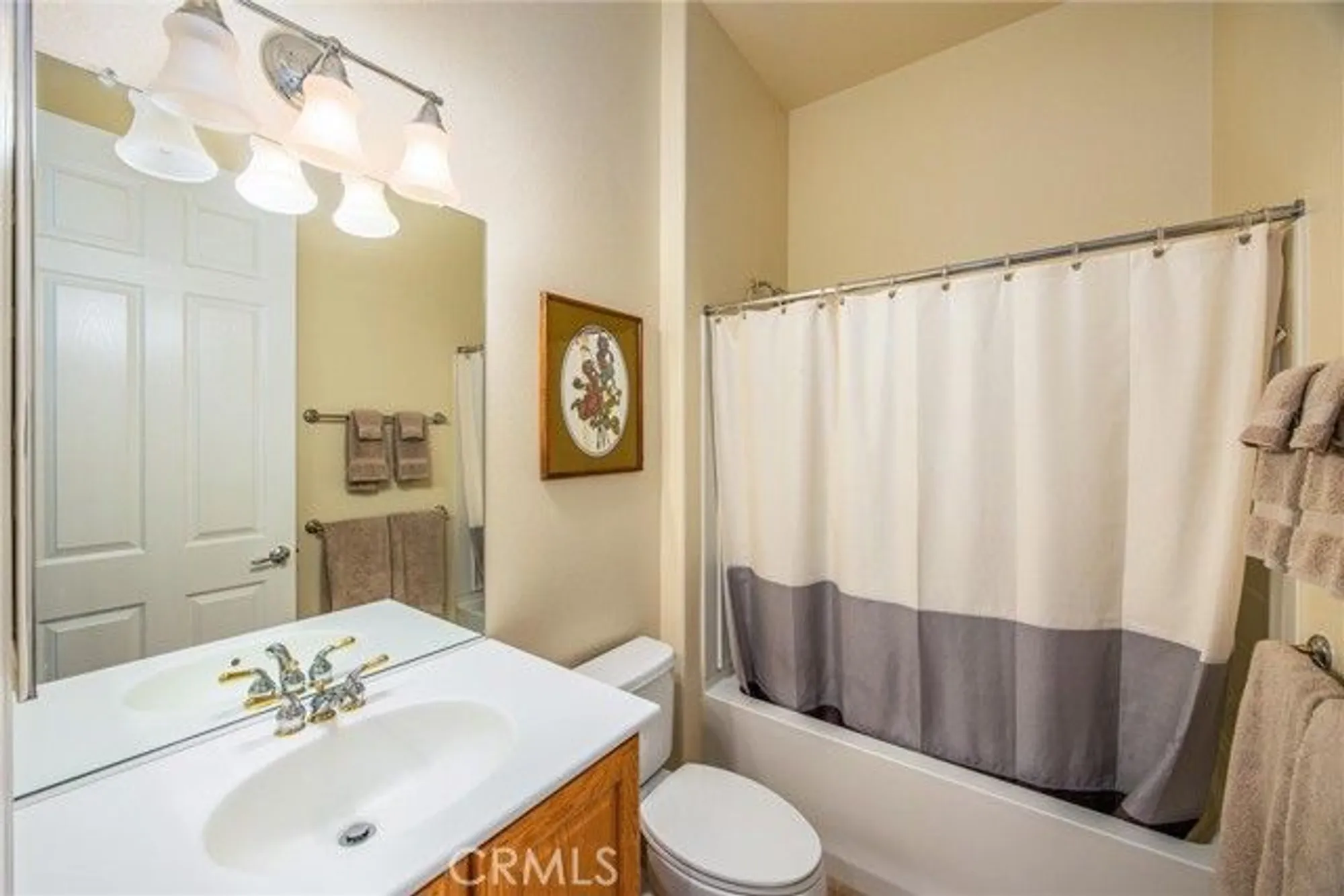 Property Slideshow image 19 of 31 | 10887 katepwa st, Apple Valley, CA, 92308
