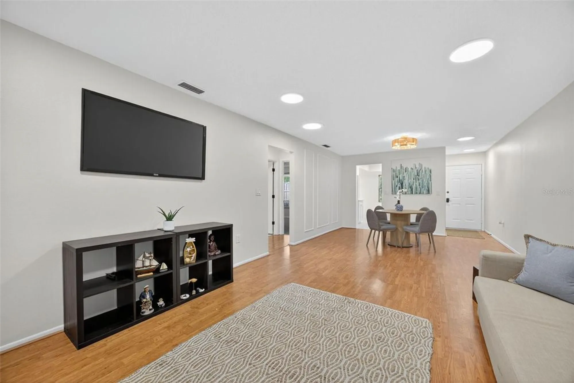 Property Slideshow image 7 of 42 | 1214 tallywood dr 7020, Sarasota, FL, 34237