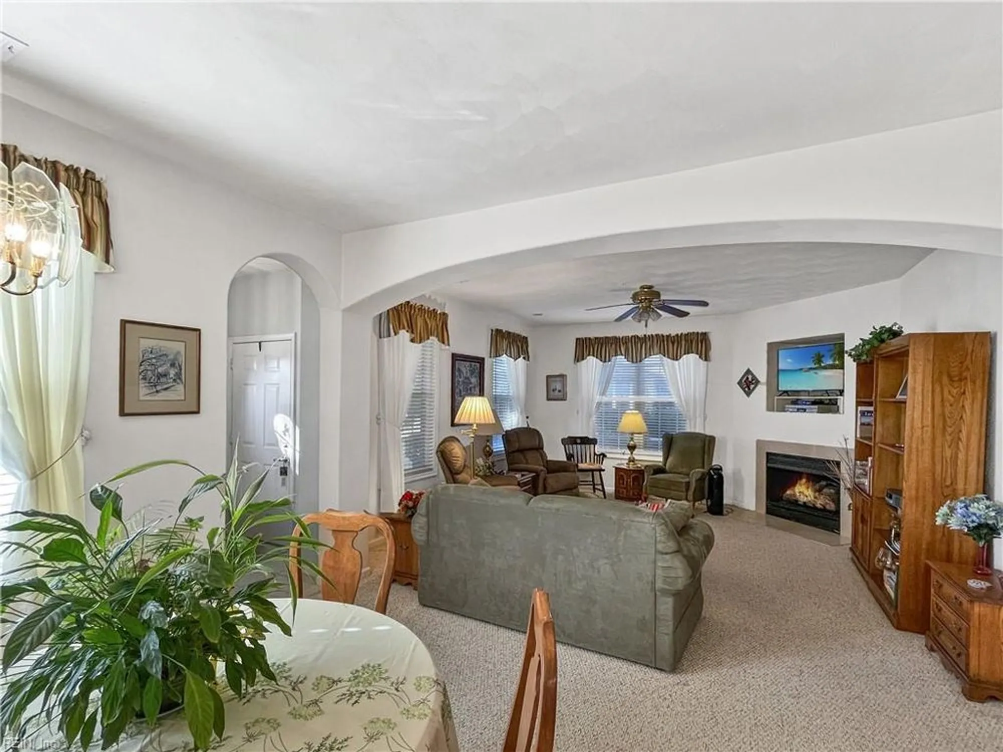 Property Slideshow image 7 of 25 | 2709 browning dr, Virginia Beach, VA, 23456