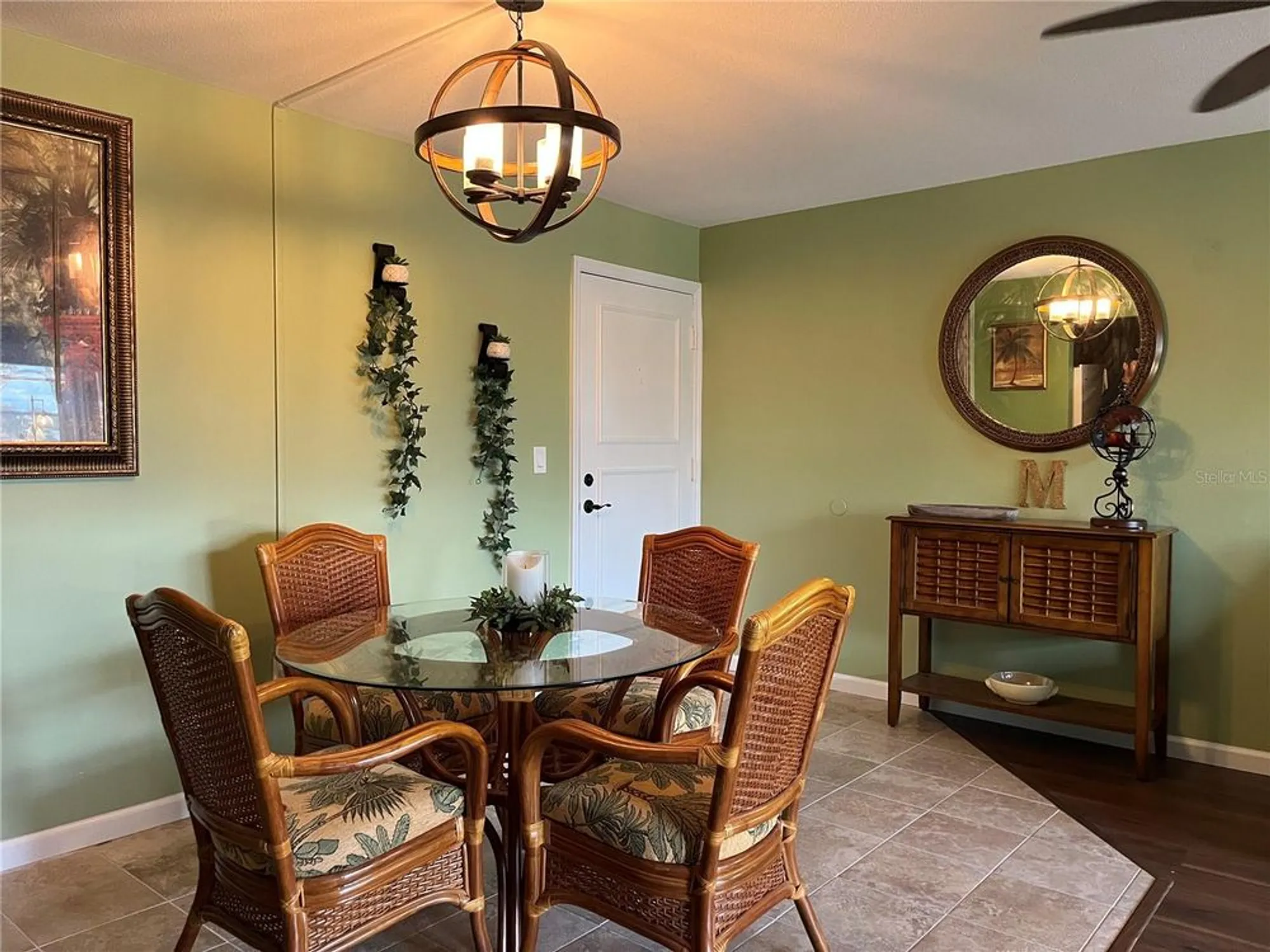 Property Slideshow image 17 of 44 | 2290 aaron st apt 210, Port Charlotte, FL, 33952
