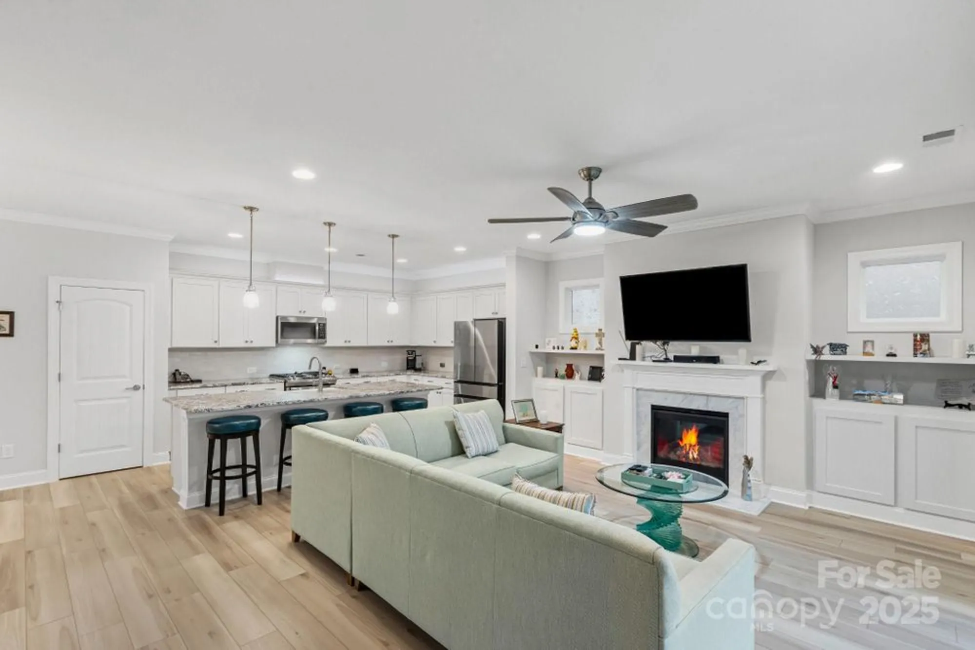 Property Slideshow image 13 of 45 | 6160 pier dr, Denver, NC, 28037