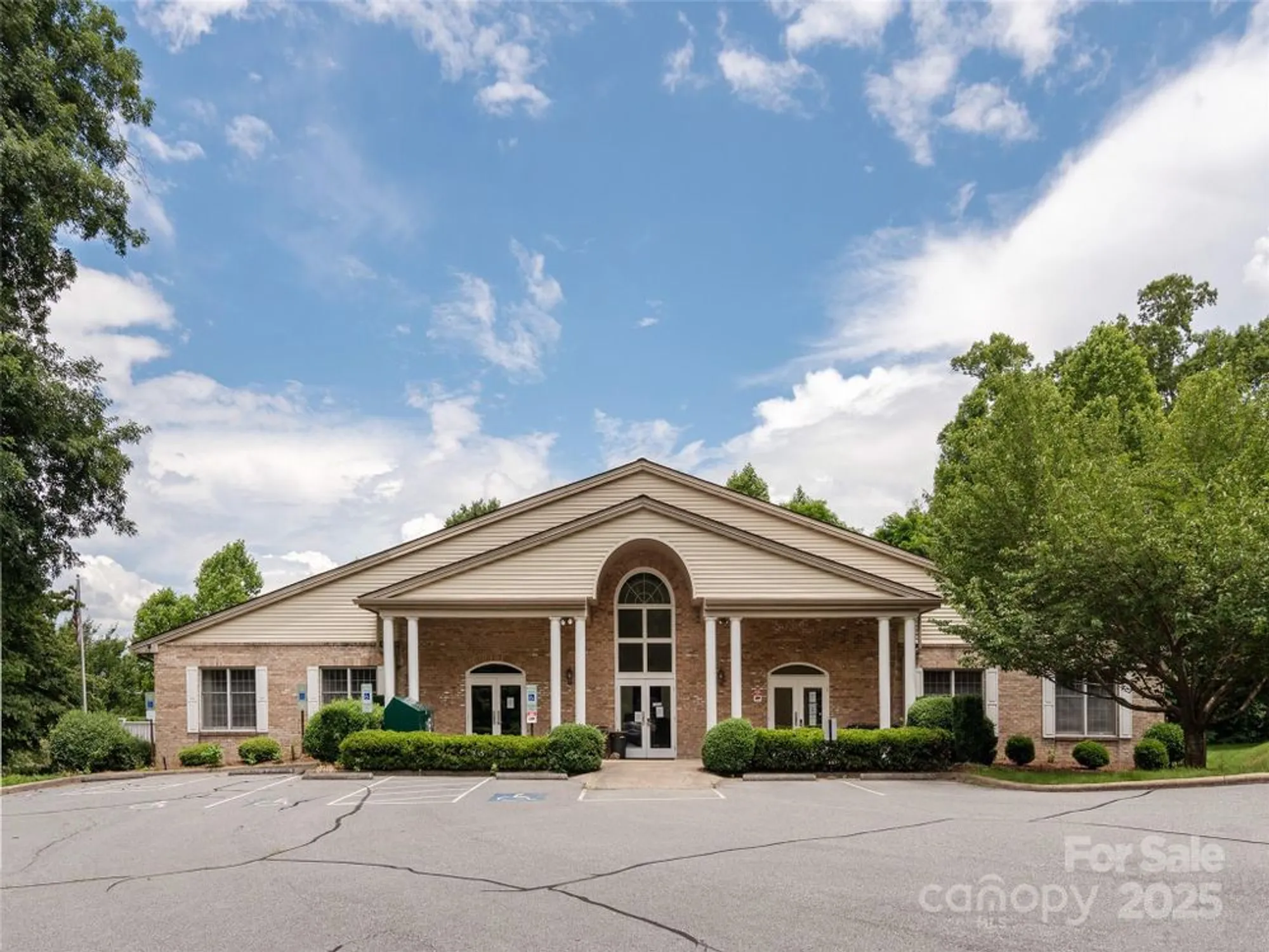 Property Slideshow image 45 of 48 | 210 black oak ln, Hendersonville, NC, 28791