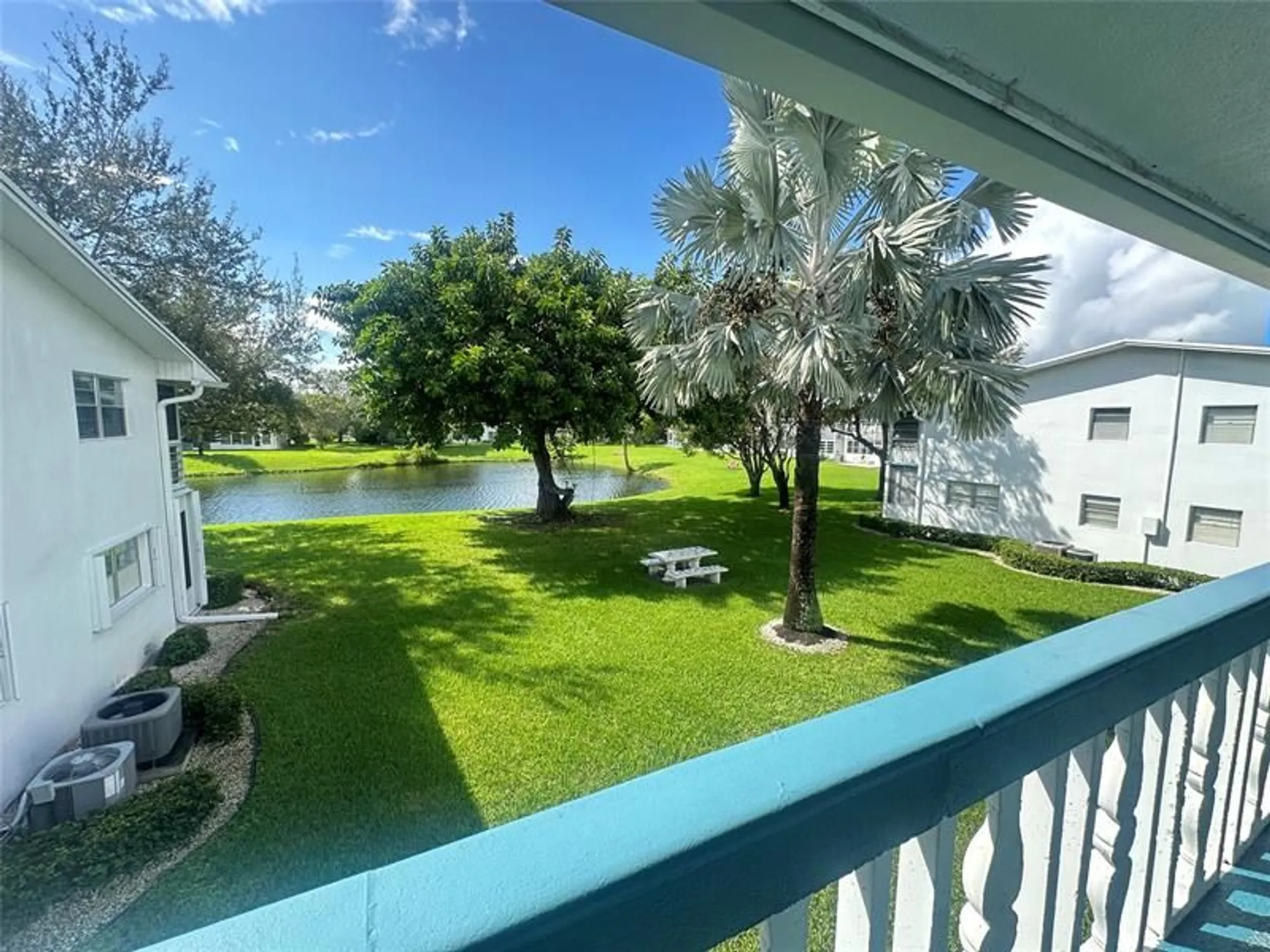 Property Slideshow image 21 of 59 | 525 tilford x # 525, Deerfield Beach, FL, 33442