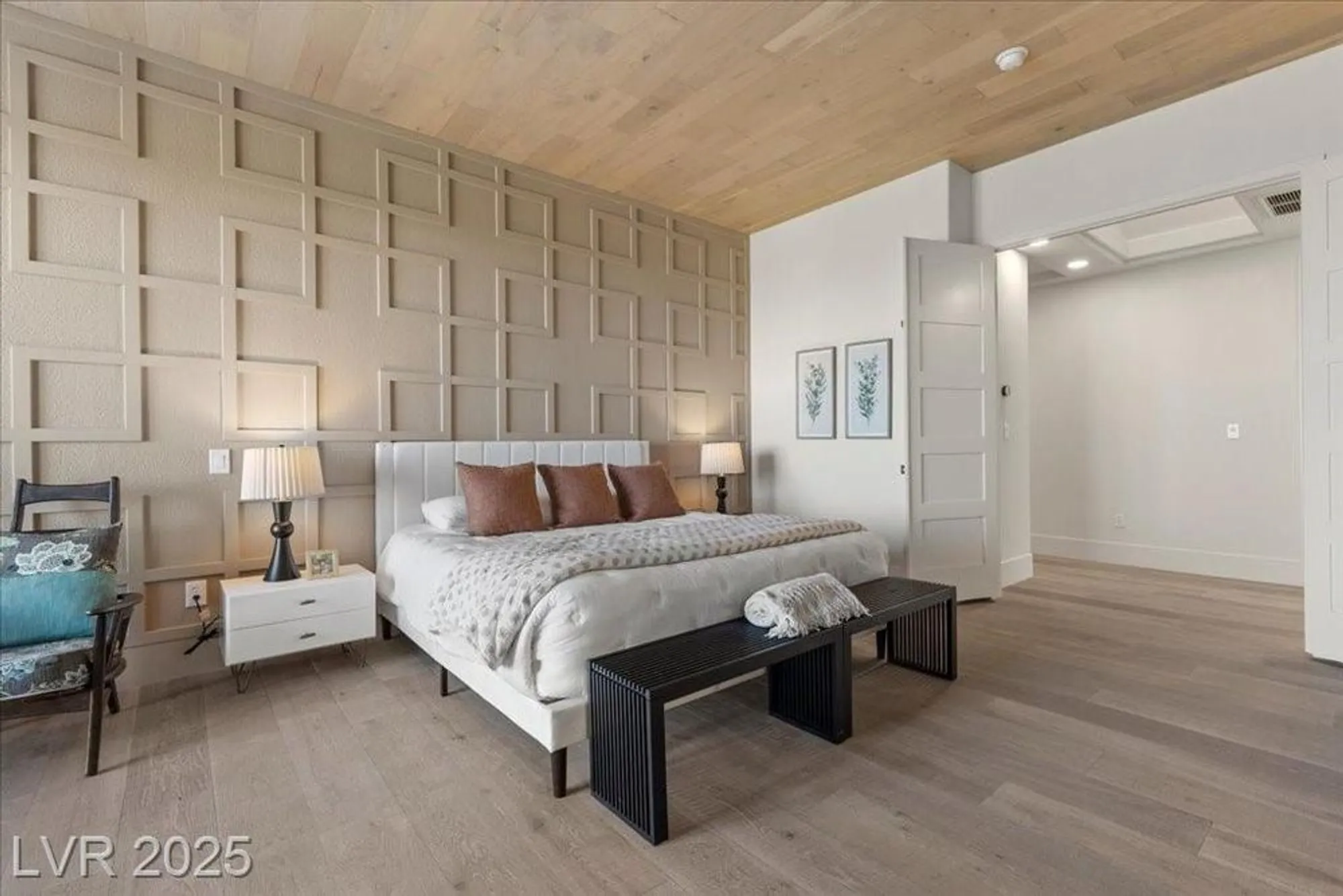 Property Slideshow image 33 of 78 | 2508 faiss dr, Las Vegas, NV, 89134