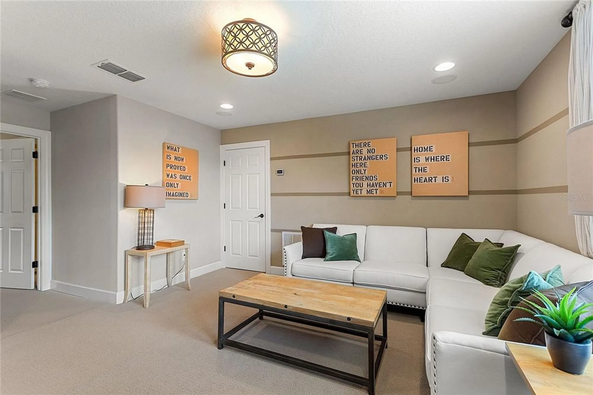 Property Slideshow image 40 of 86 | 513 san sebastian ct, Davenport, FL, 33837