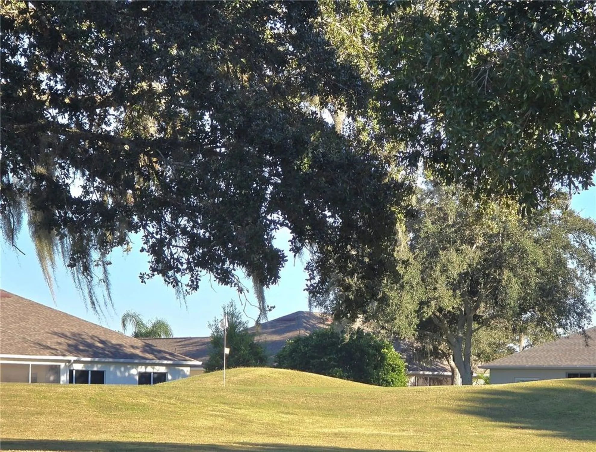 Property Slideshow image 30 of 36 | 24613 madewood ave, Leesburg, FL, 34748