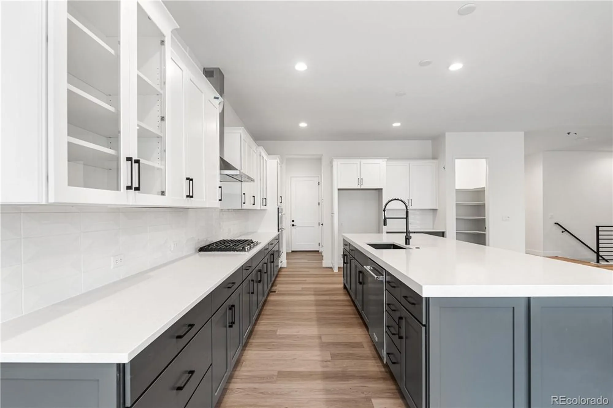 Property Slideshow image 4 of 35 | 11462 autumn moon st, Littleton, CO, 80125