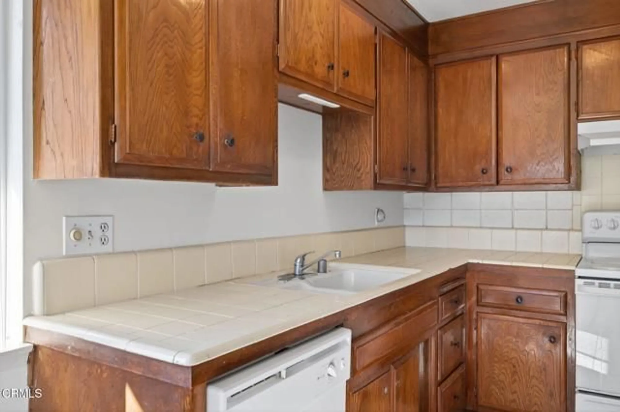 Property Slideshow image 19 of 51 | 151 w bay blvd, Port Hueneme, CA, 93041