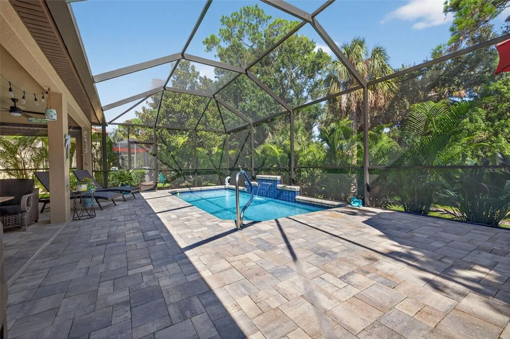 Property Slideshow image 39 of 55 | 359 laurel falls dr, Apollo Beach, FL, 33572