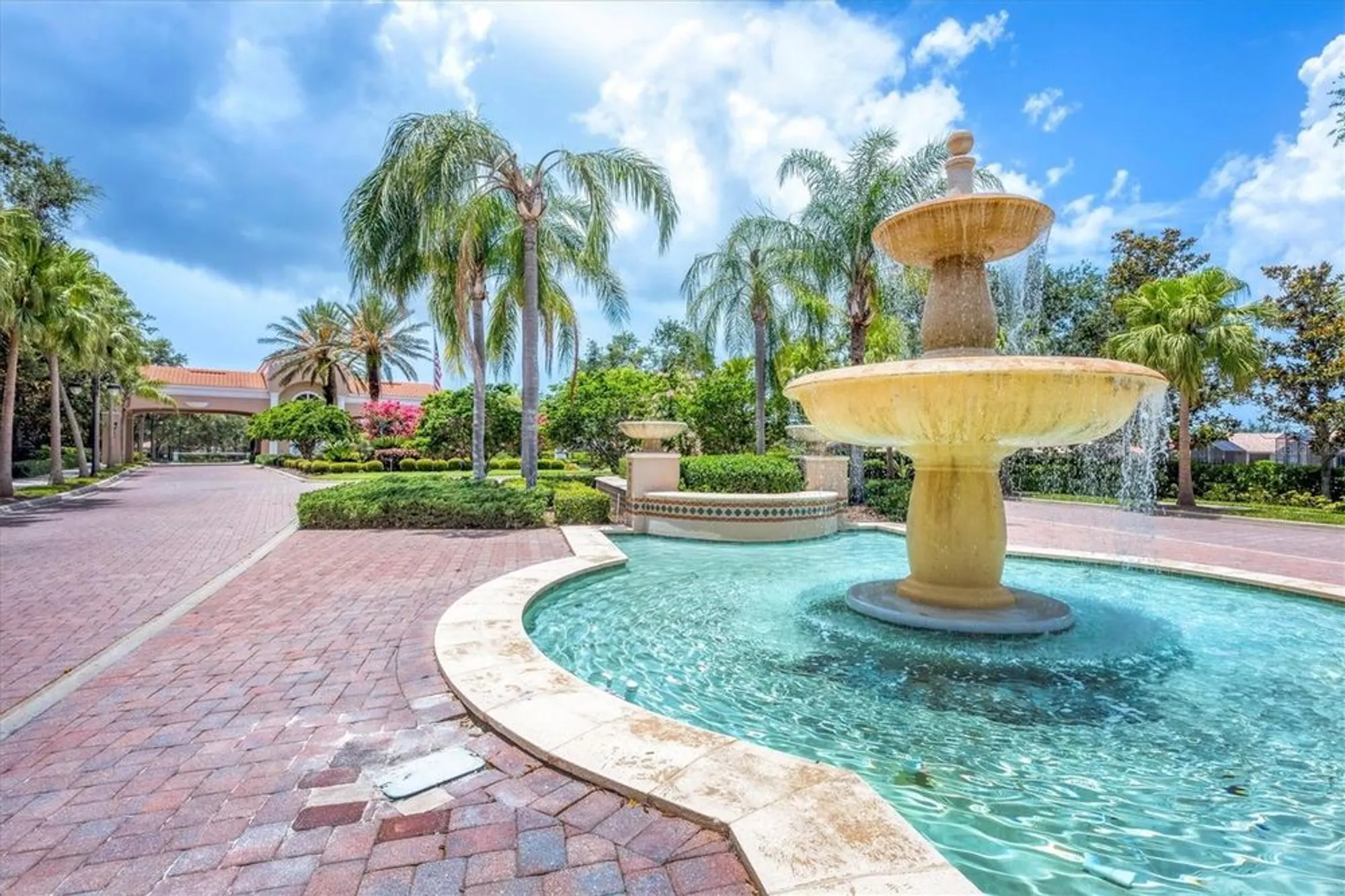 Property Slideshow image 27 of 57 | 6312 41st ct, Sarasota, FL, 34243