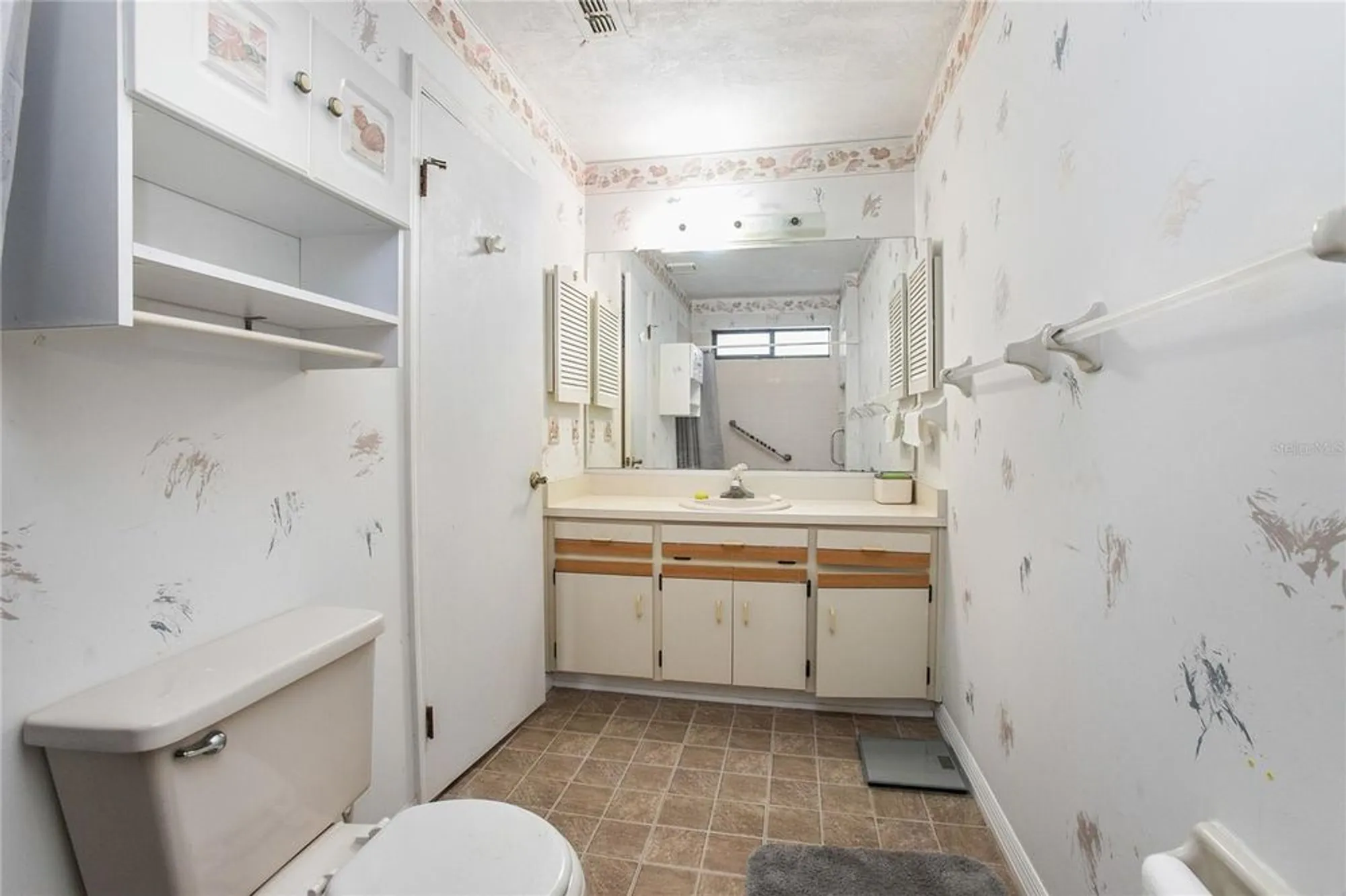 Property Slideshow image 18 of 41 | 71 crooked pine rd, Port Orange, FL, 32128