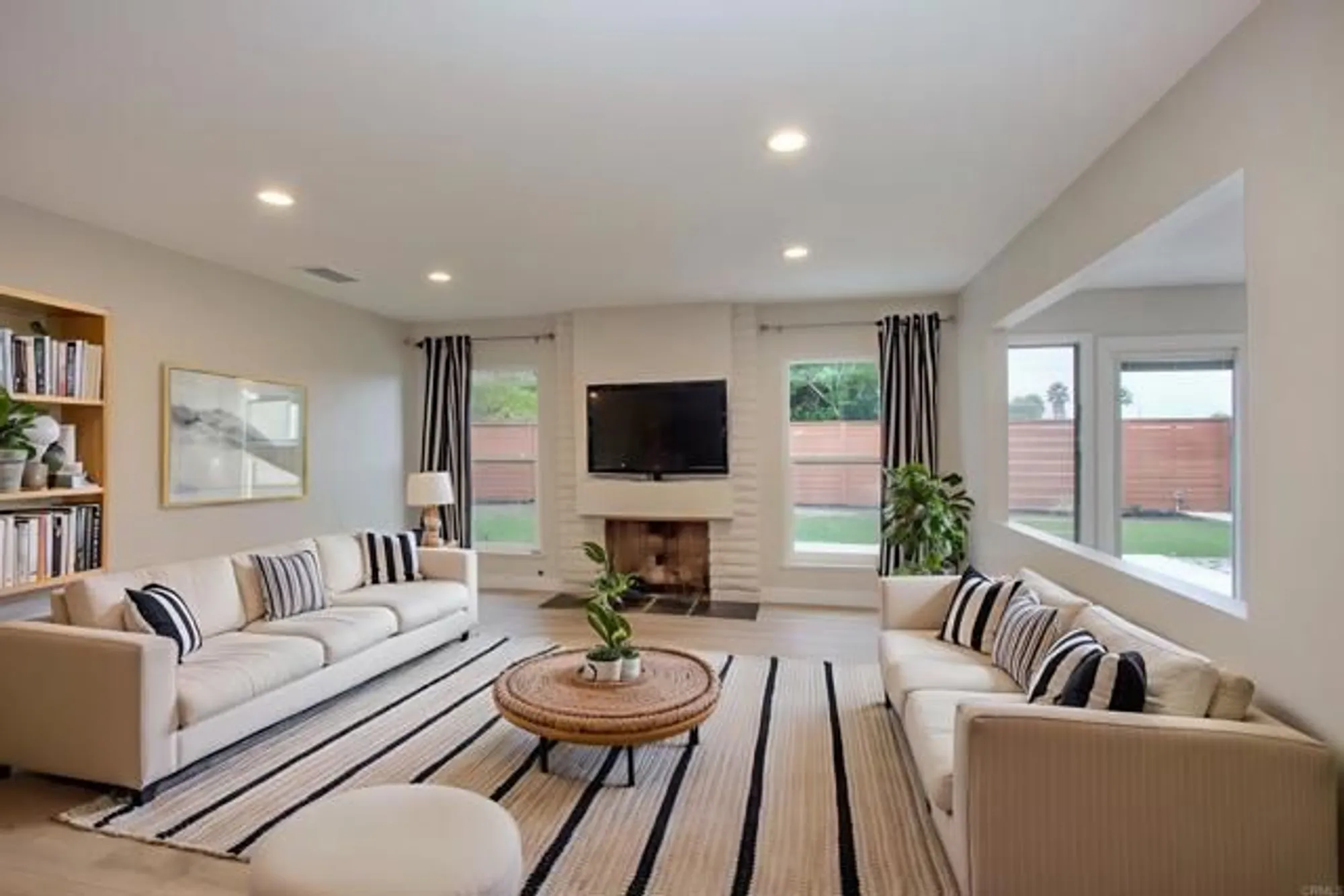 Property Slideshow image 2 of 25 | 984 san pablo dr, San Marcos, CA, 92078