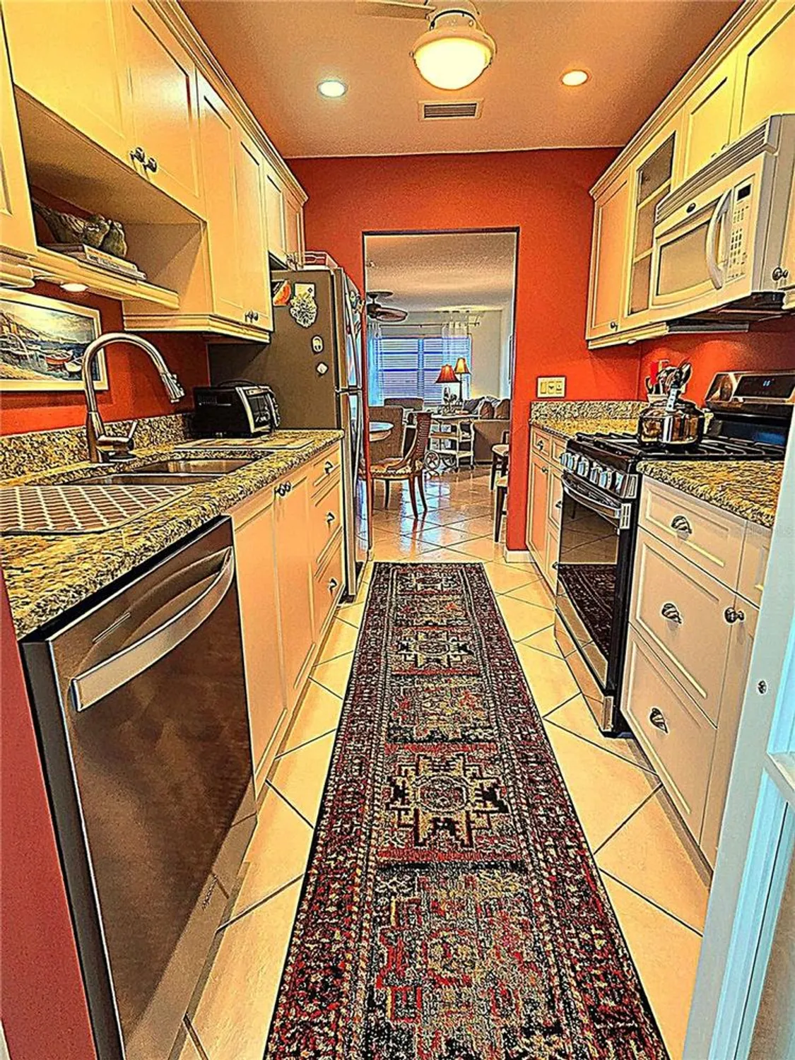 Property Slideshow image 10 of 47 | 2960 59th st 505, Gulfport, FL, 33707