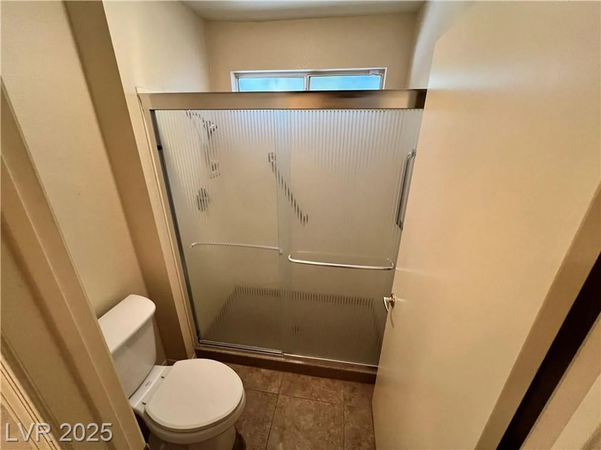 Property Slideshow image 18 of 20 | 2821 tumble brook dr, Las Vegas, NV, 89134