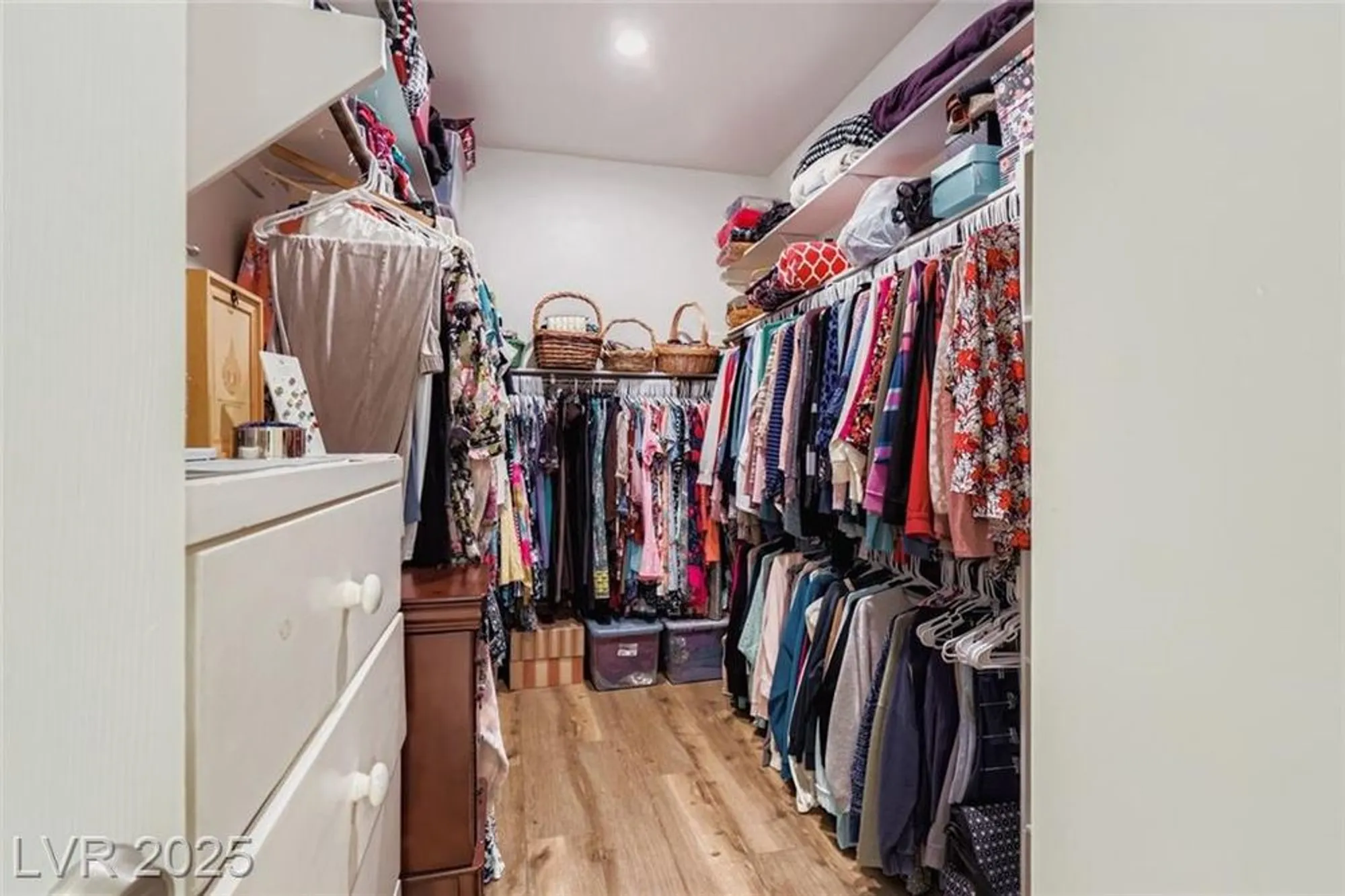 Property Slideshow image 23 of 54 | 768 rocky nook st, Henderson, NV, 89011