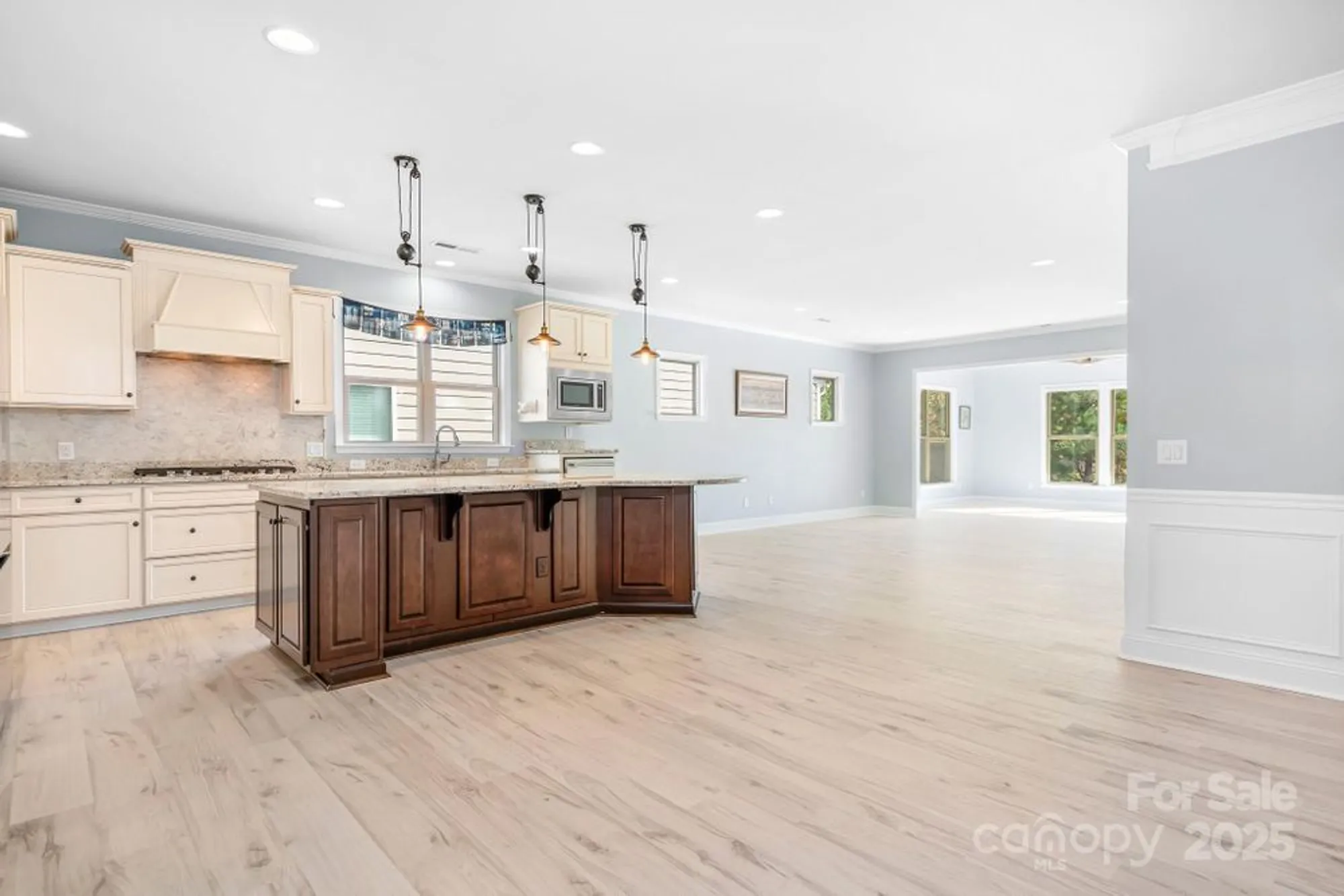 Property Slideshow image 6 of 30 | 910 kirby dr, Fort Mill, SC, 29715