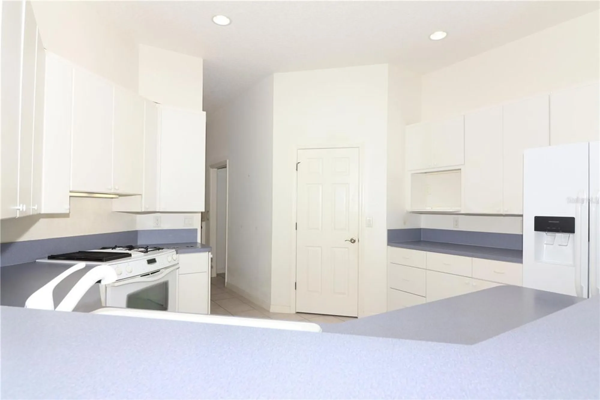 Property Slideshow image 7 of 49 | 22125 draw bridge dr, Leesburg, FL, 34748