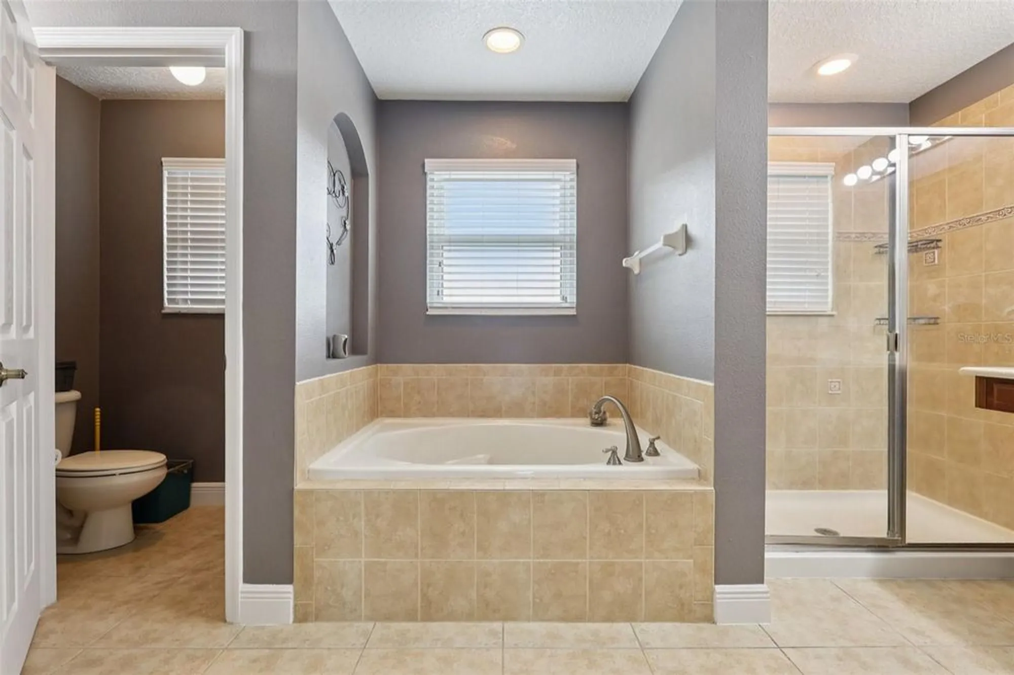 Property Slideshow image 32 of 68 | 30113 jutland ct, Mount Dora, FL, 32757