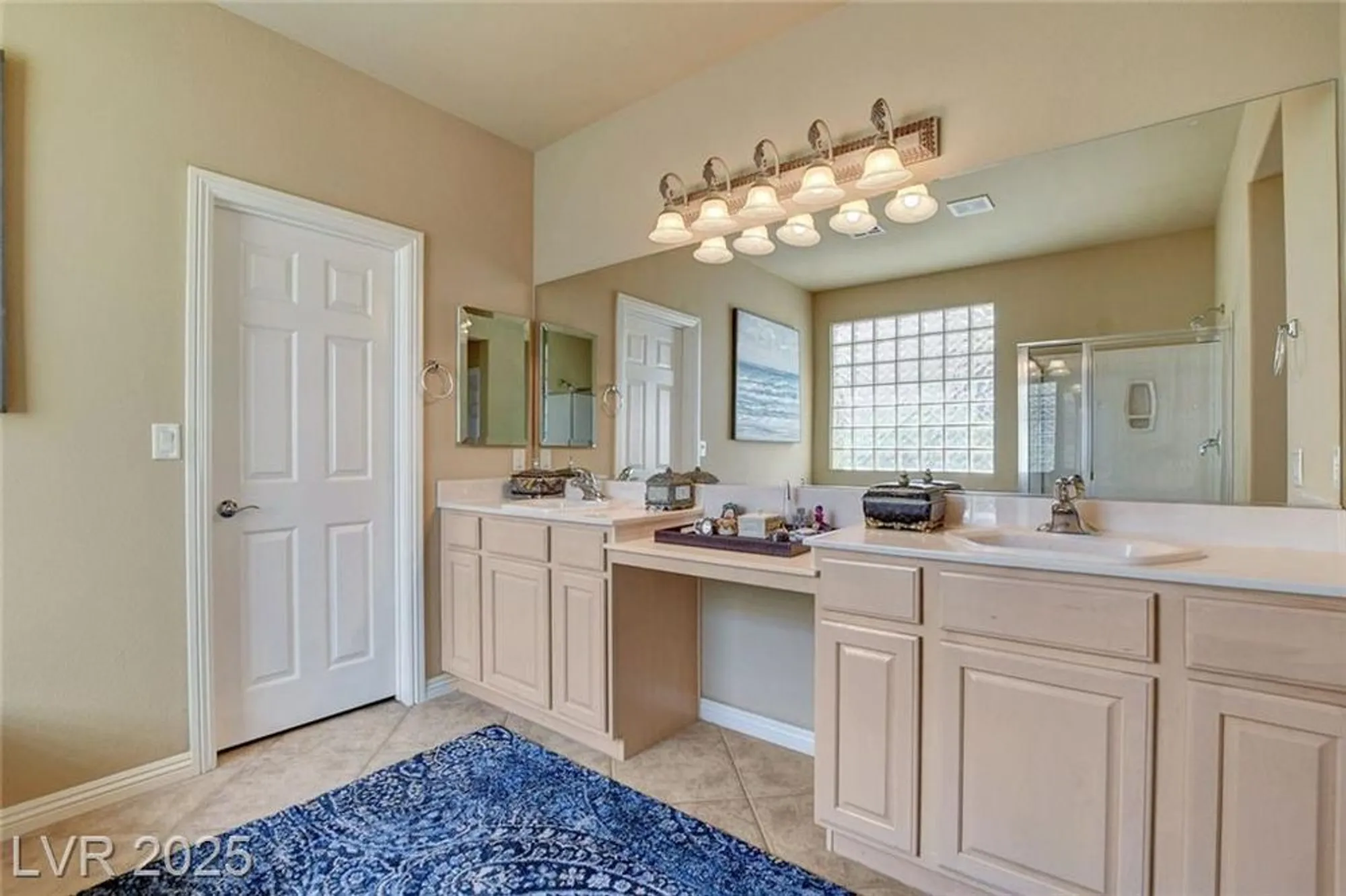 Property Slideshow image 31 of 48 | 4134 riva de tierra ln, Las Vegas, NV, 89135