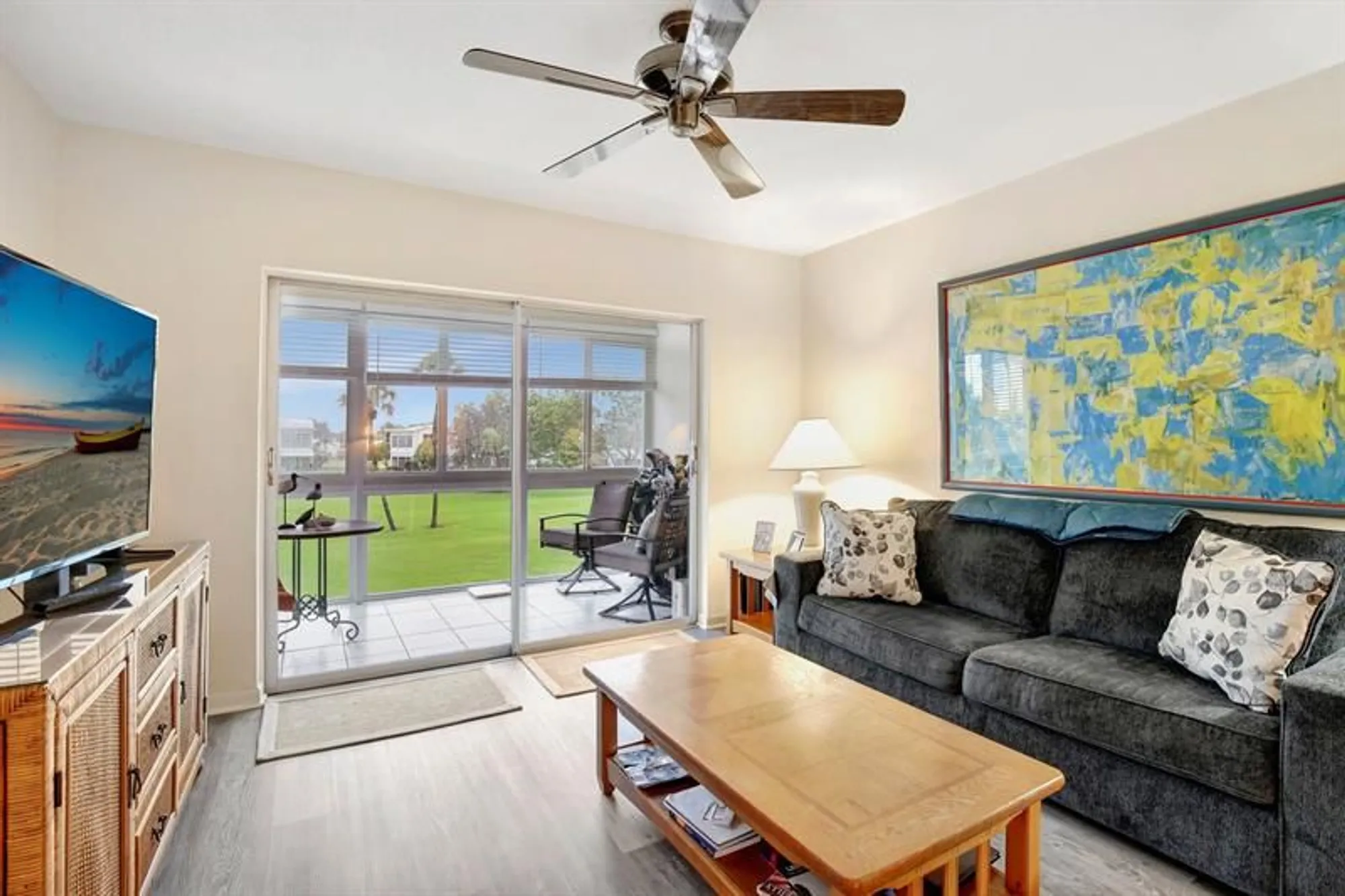 Property Slideshow image 10 of 30 | 2650 w golf blvd apt 255, Pompano Beach, FL, 33064