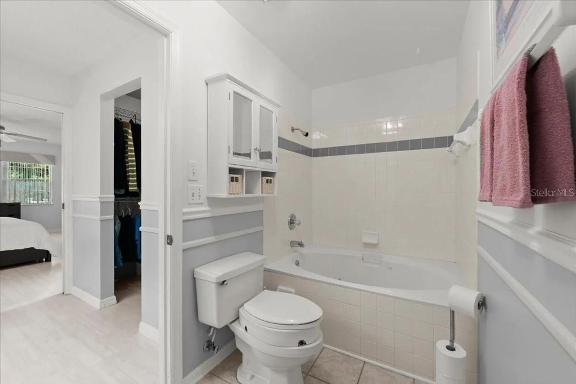 Property Slideshow image 18 of 63 | 124 kingbird cir 2040, Daytona Beach, FL, 32119