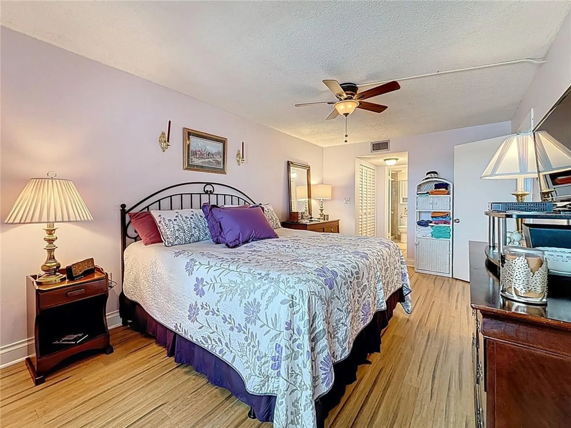 Property Slideshow image 26 of 61 | 4725 cove cir apt 908, St Petersburg, FL, 33708