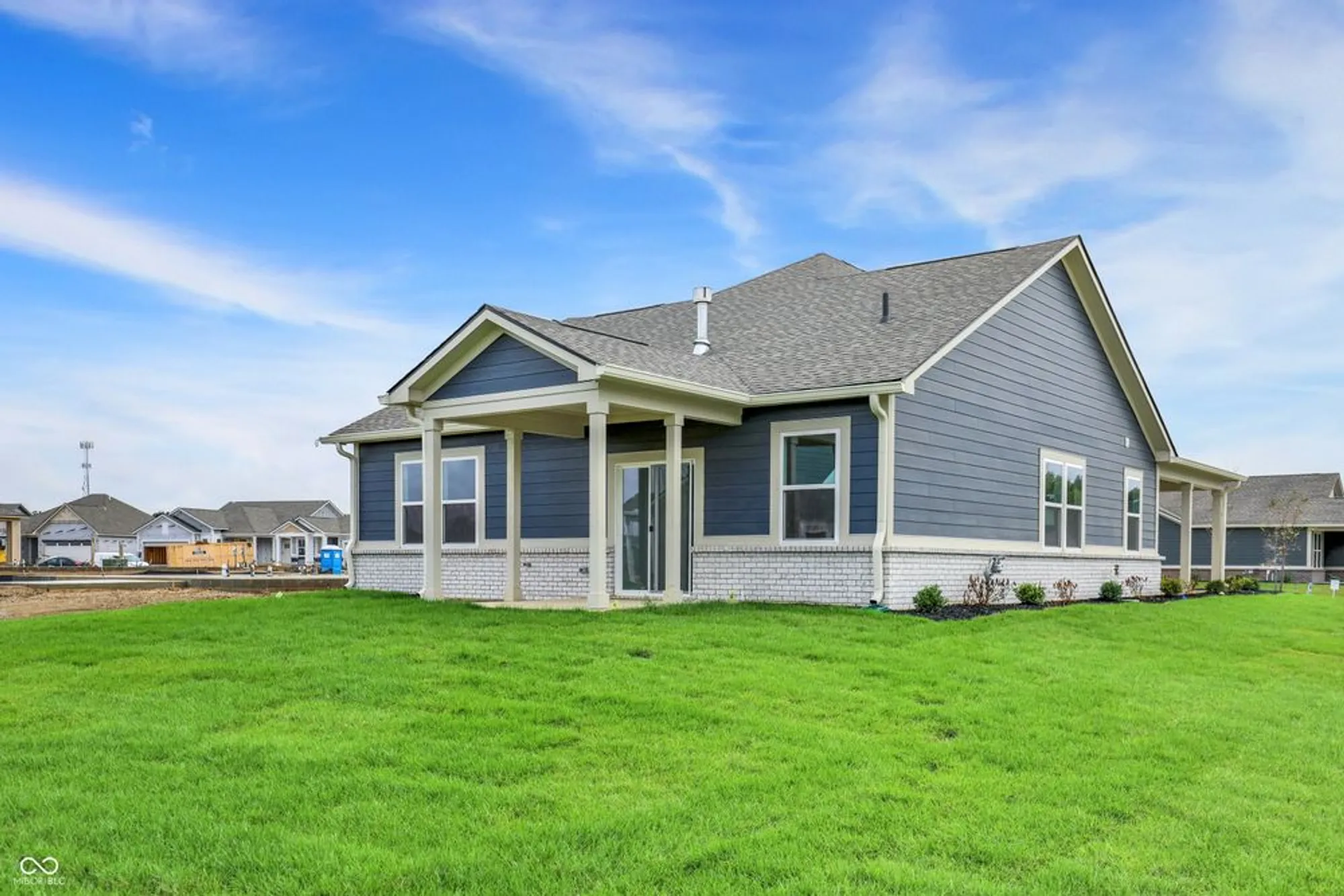 Property Slideshow image 43 of 44 | 5363 foxley park ln, Avon, IN, 46123