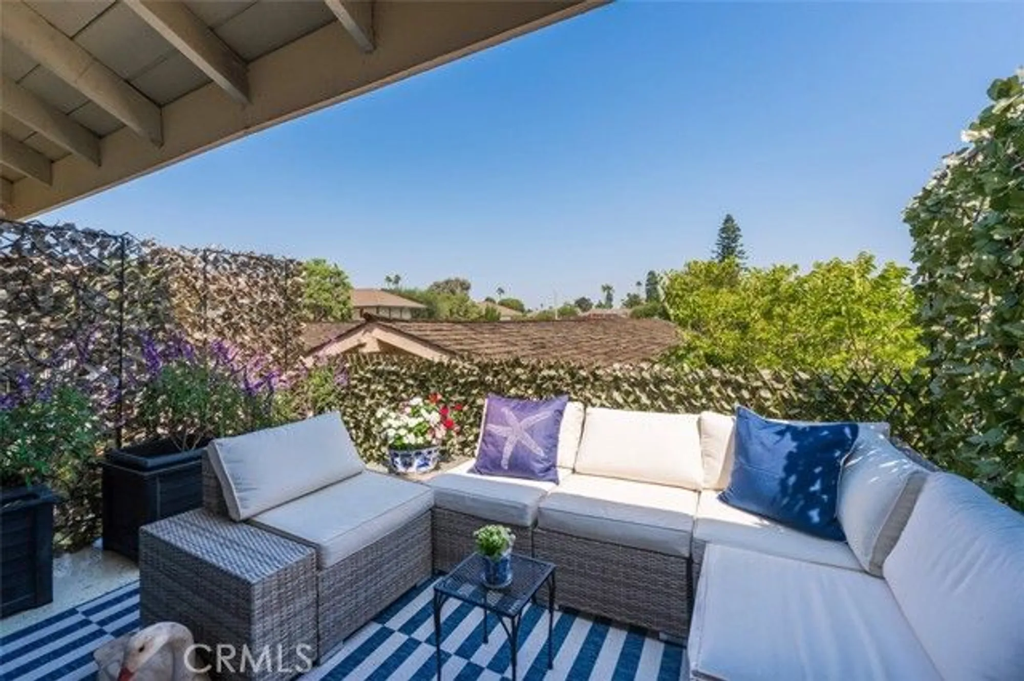 Property Slideshow image 24 of 38 | 23009 nadine cir b, Torrance, CA, 90505
