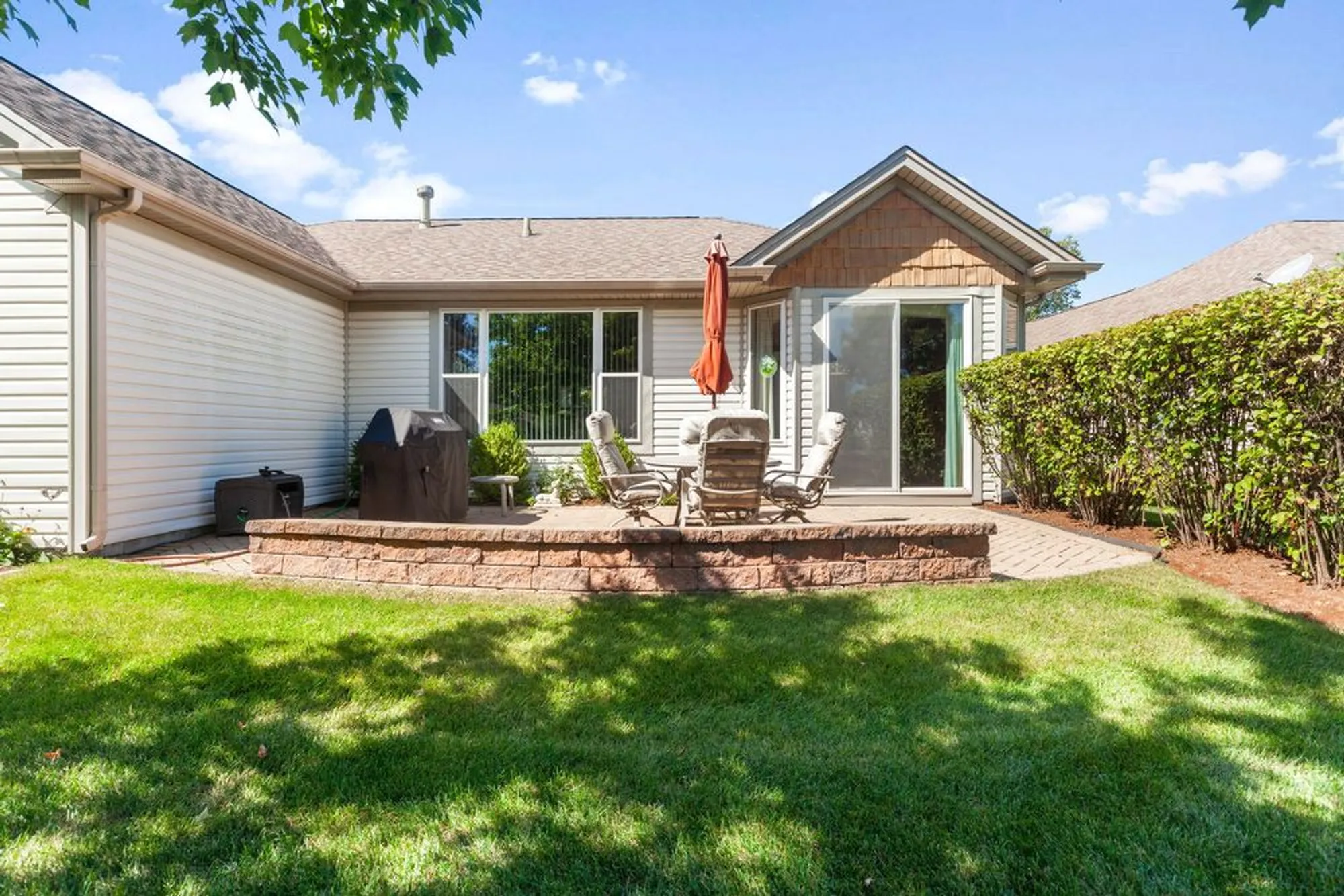 Property Slideshow image 24 of 25 | 12078 spring creek dr, Huntley, IL, 60142