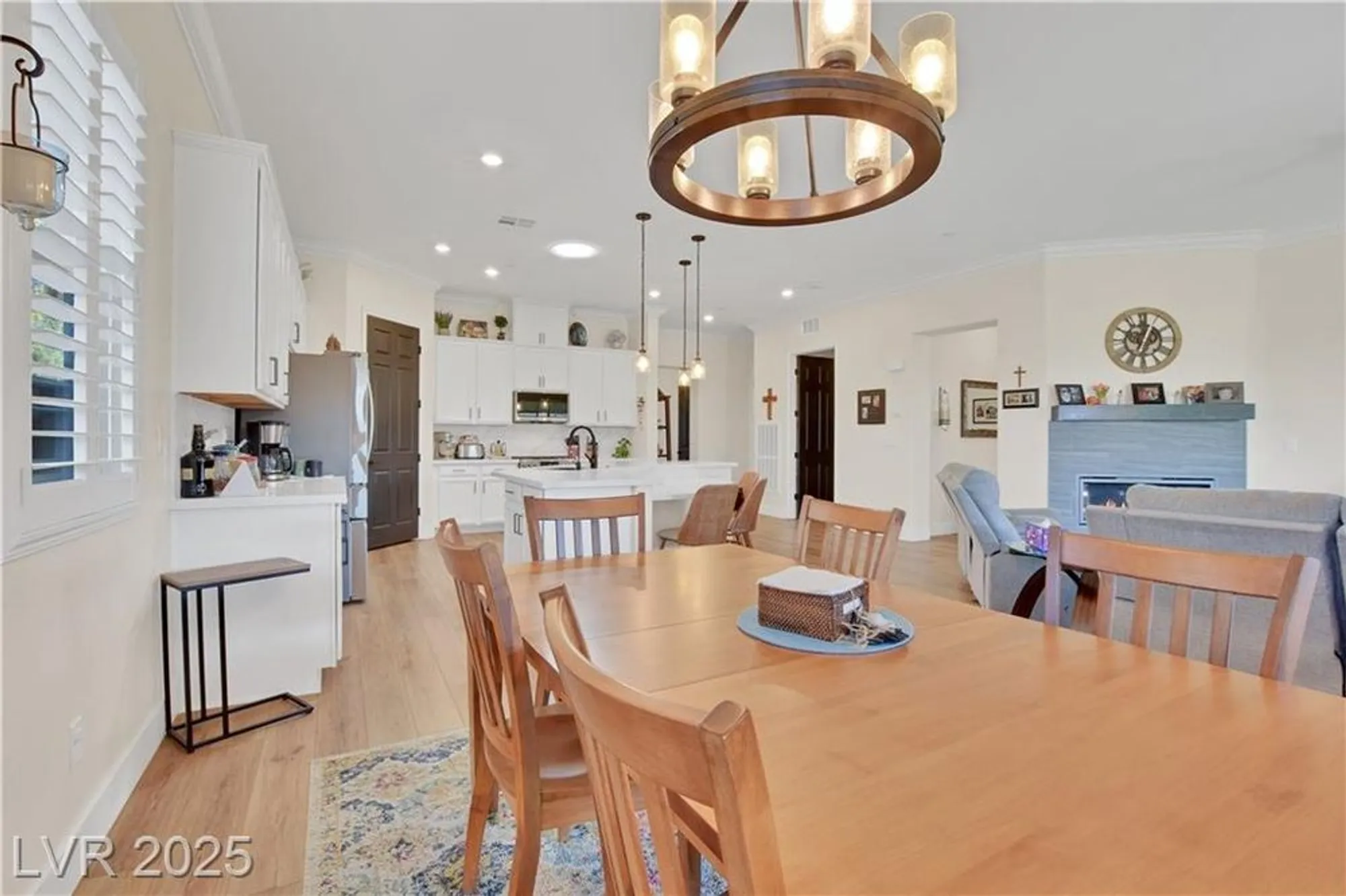 Property Slideshow image 6 of 30 | 677 look lively ct, Henderson, NV, 89011