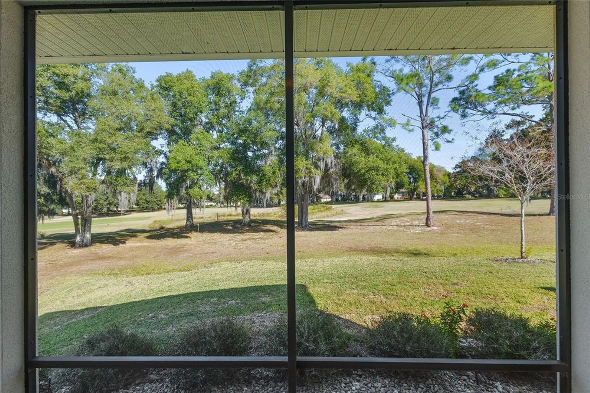 Property Slideshow image 17 of 62 | 5090 greens dr, Lady Lake, FL, 32159