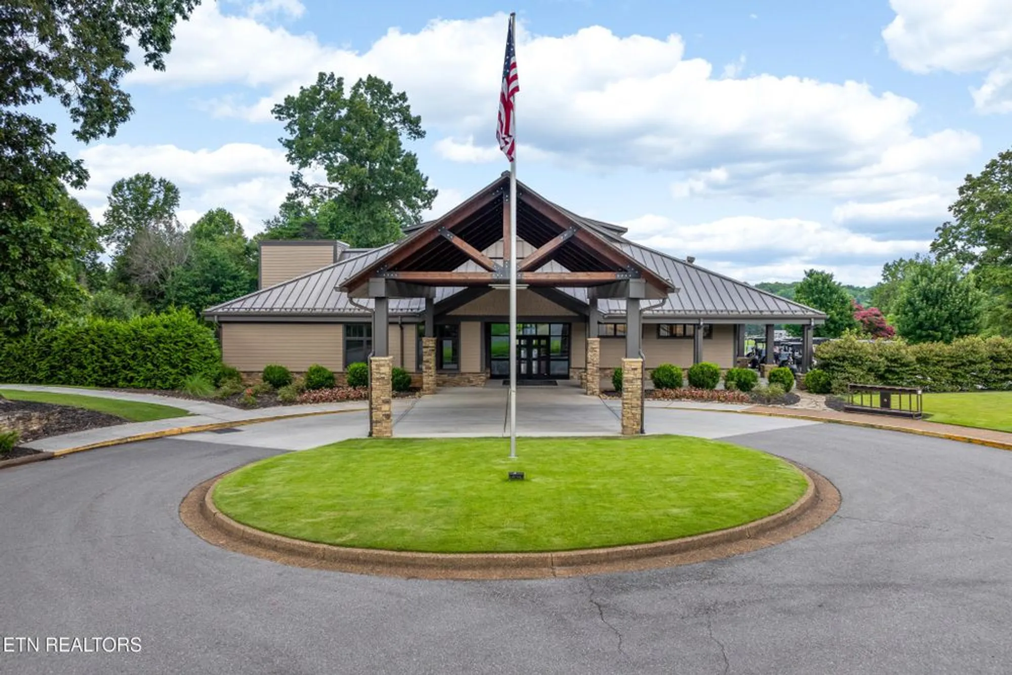 Property Slideshow image 56 of 58 | 123 inata cir, Loudon, TN, 37774