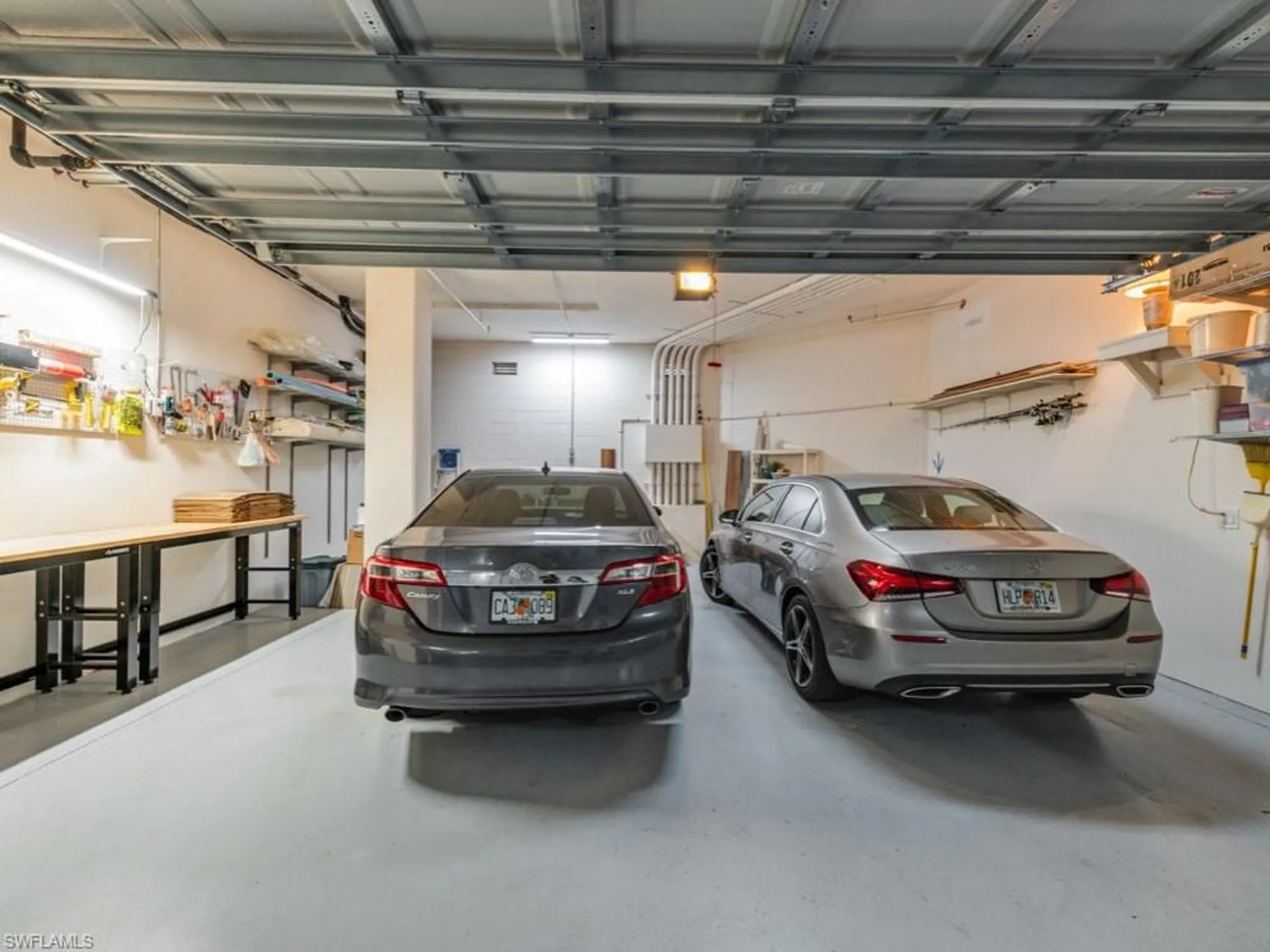 Property Slideshow image 33 of 46 | 4811 island pond ct 705, Bonita Springs, FL, 34134