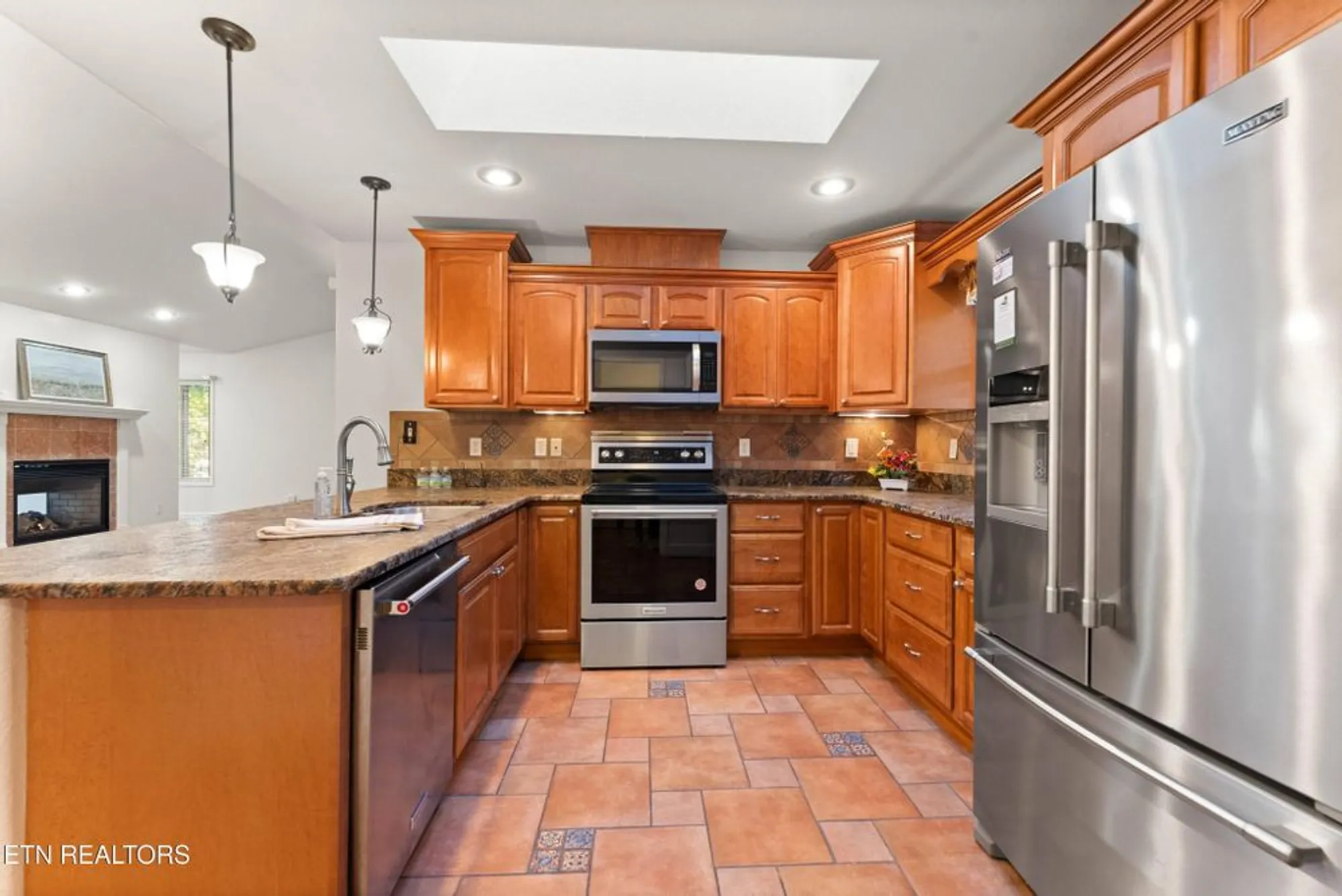 Property Slideshow image 22 of 38 | 109 markham ln, Crossville, TN, 38558