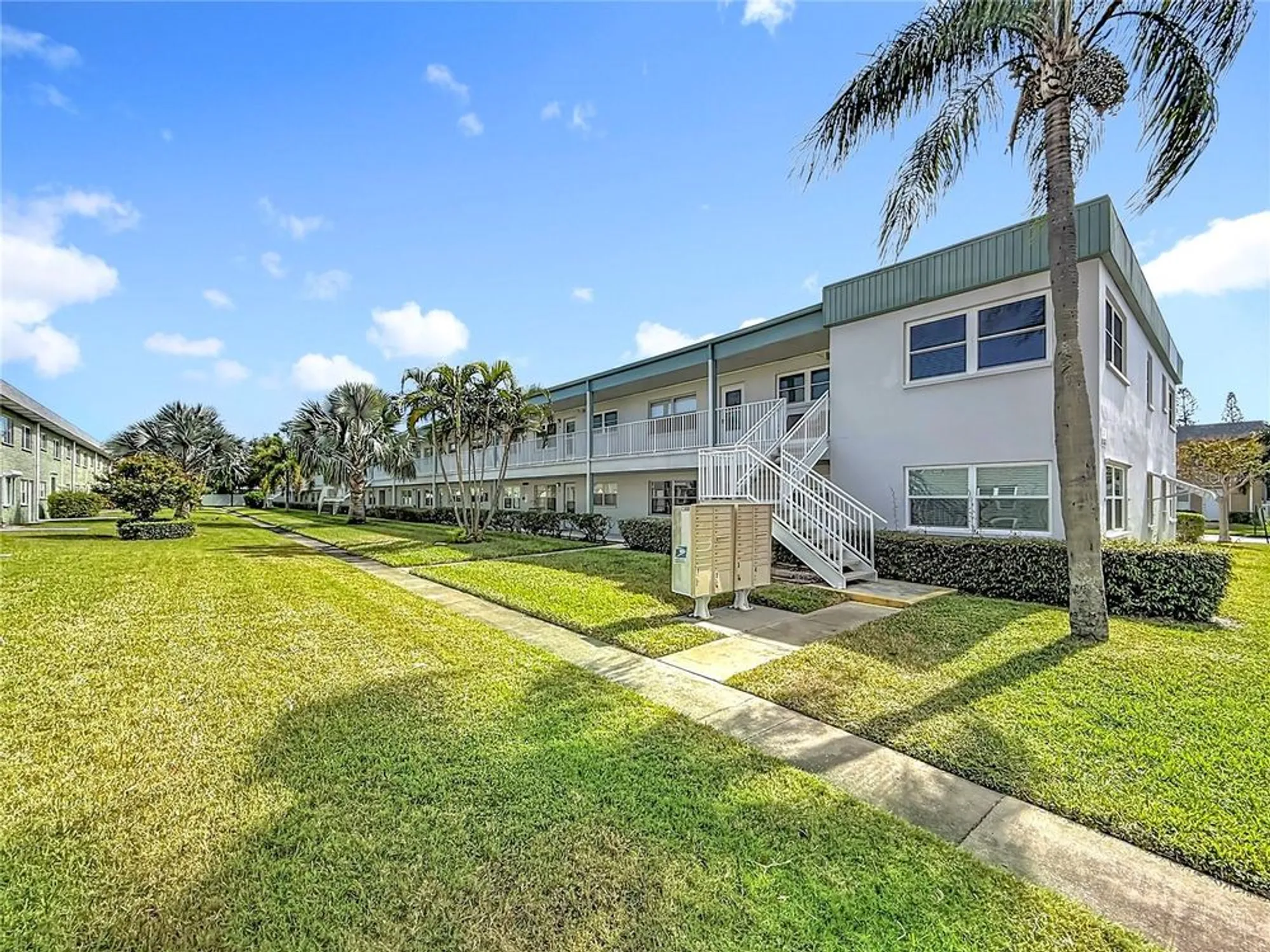 Property Slideshow image 38 of 64 | 5267 81st st n apt 26, Saint Petersburg, FL, 33709