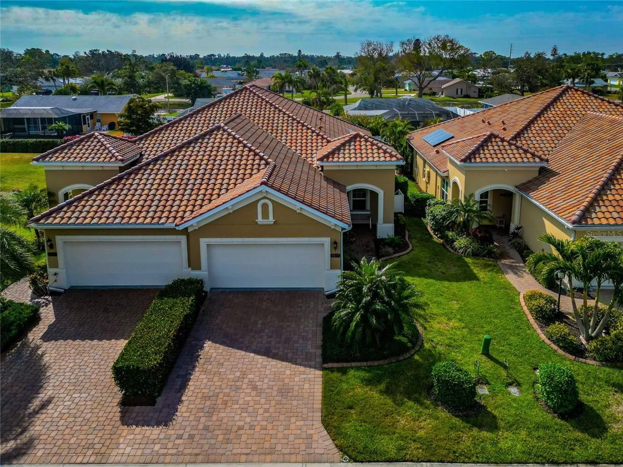 Property Slideshow image 1 of 43 | 6907 costa bella dr, Bradenton, FL, 34209