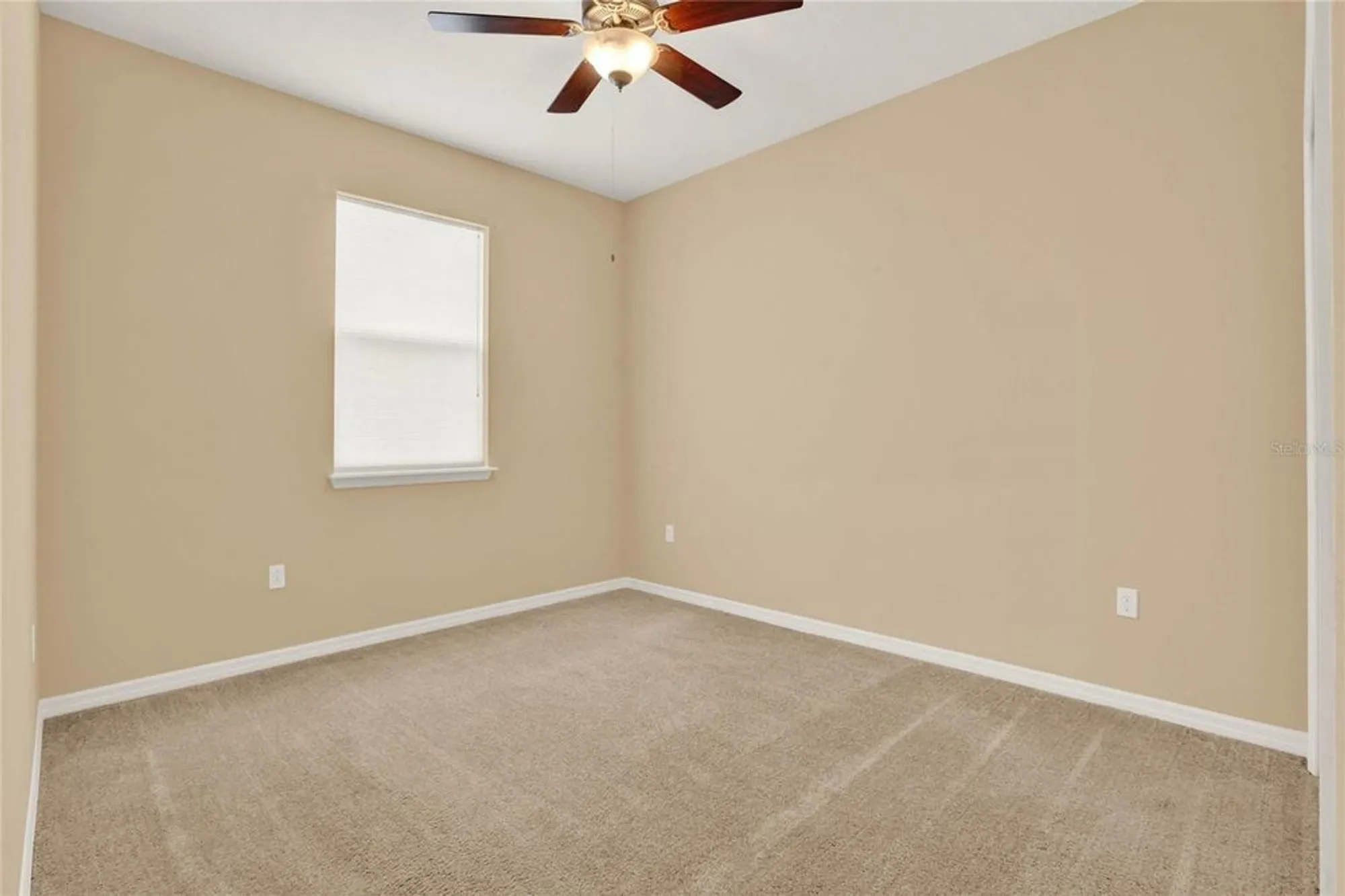 Property Slideshow image 24 of 57 | 440 alcove dr, Groveland, FL, 34736