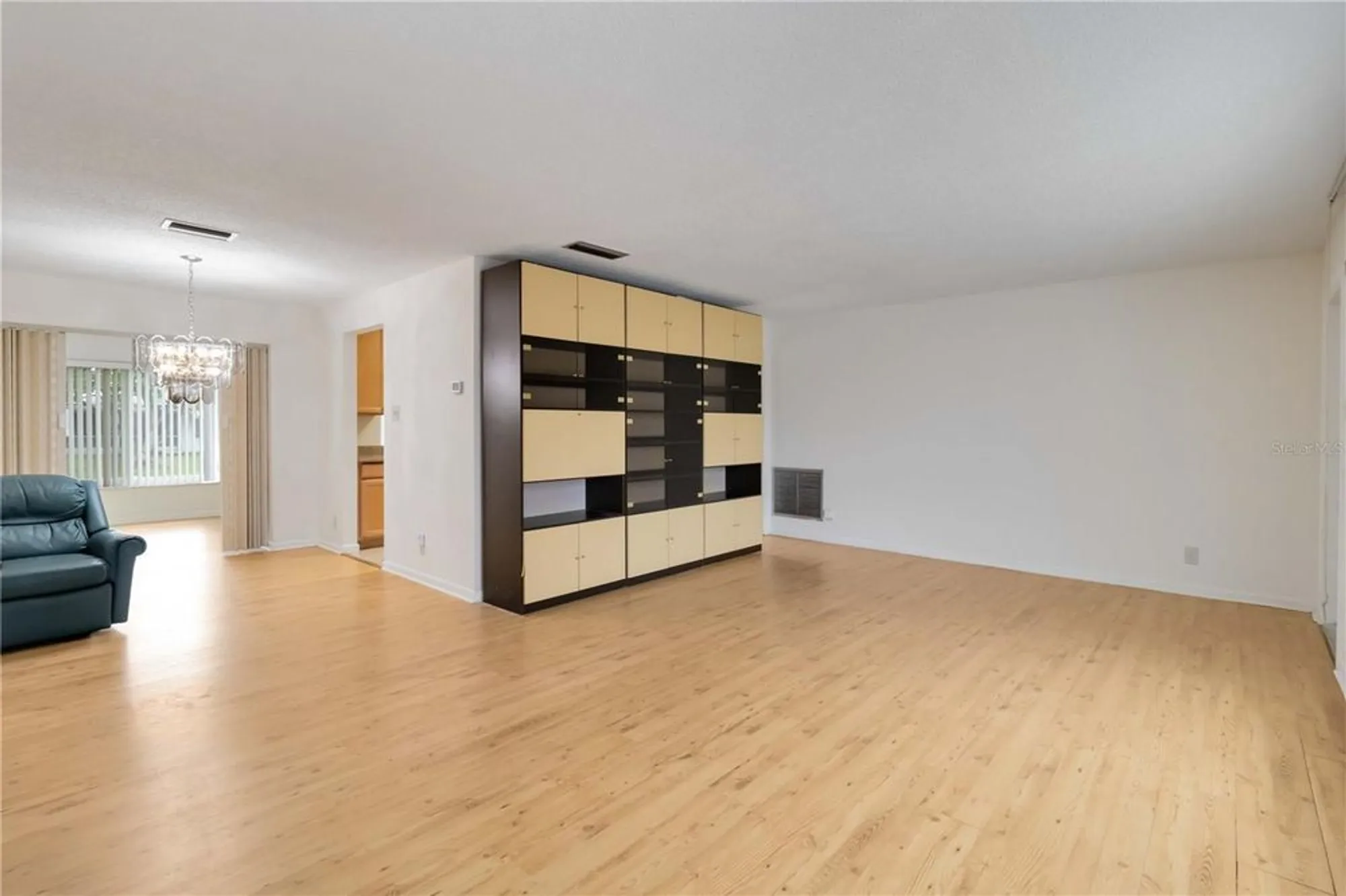 Property Slideshow image 6 of 57 | 735 nw 73rd ter, Margate, FL, 33063