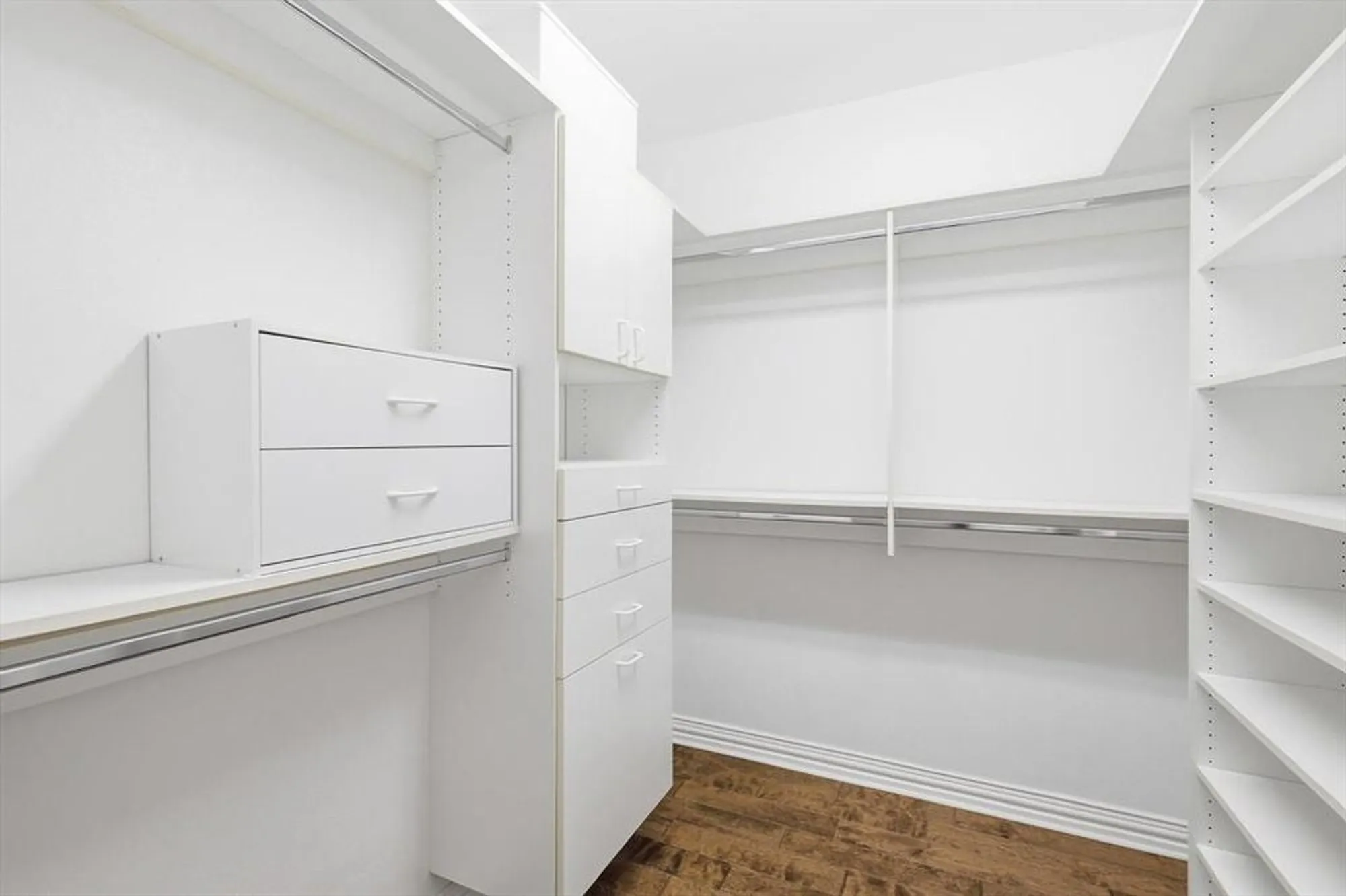 Property Slideshow image 19 of 39 | 9501 grandview dr, Denton, TX, 76207