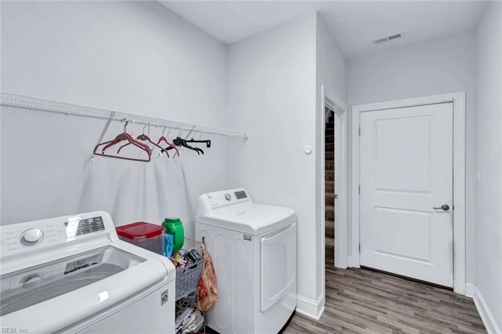 Property Slideshow image 31 of 36 | 936 biltmore way # 37, Chesapeake, VA, 23320