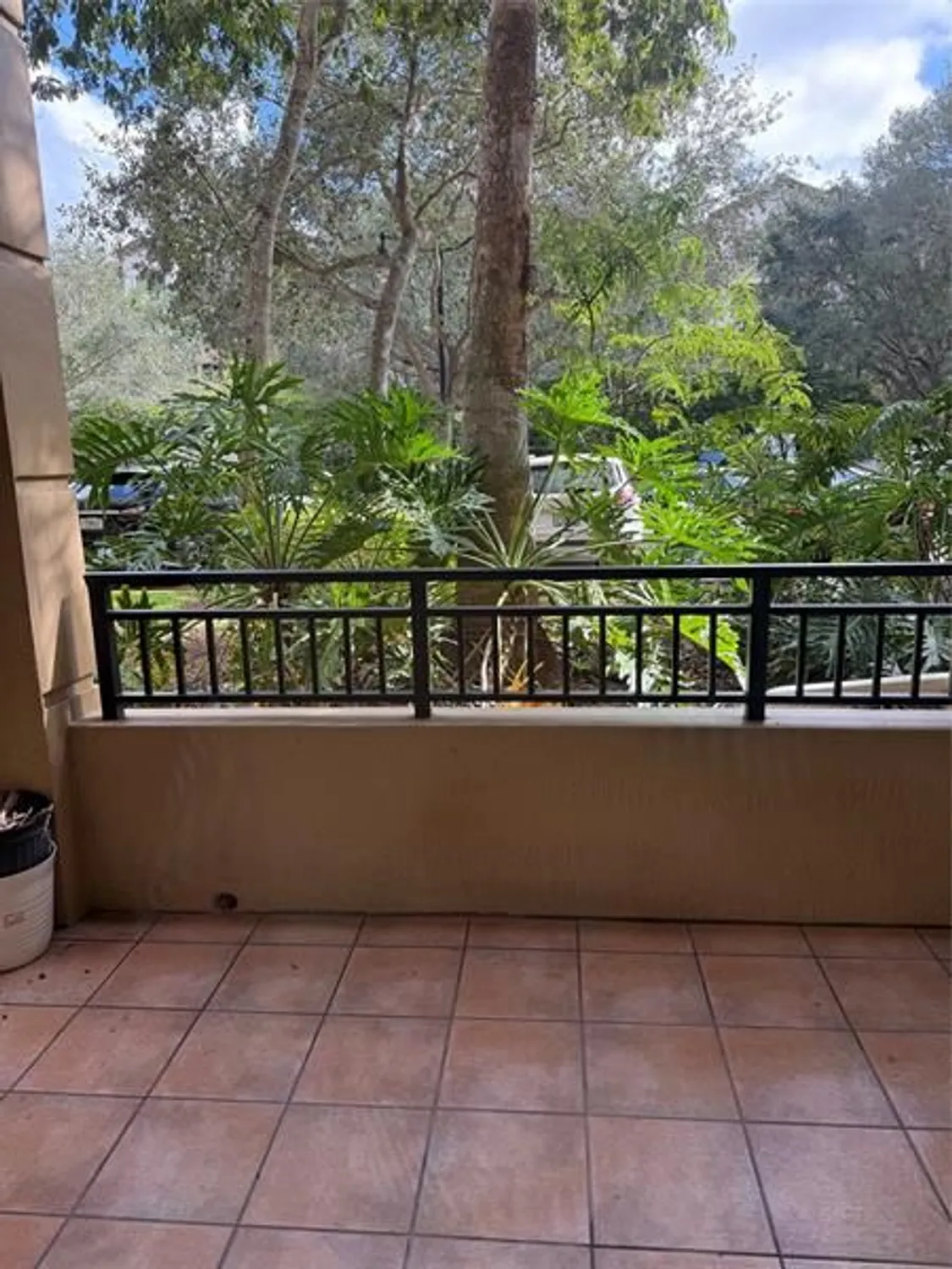 Property Slideshow image 10 of 19 | 16102 emerald estates dr 129, Weston, FL, 33331