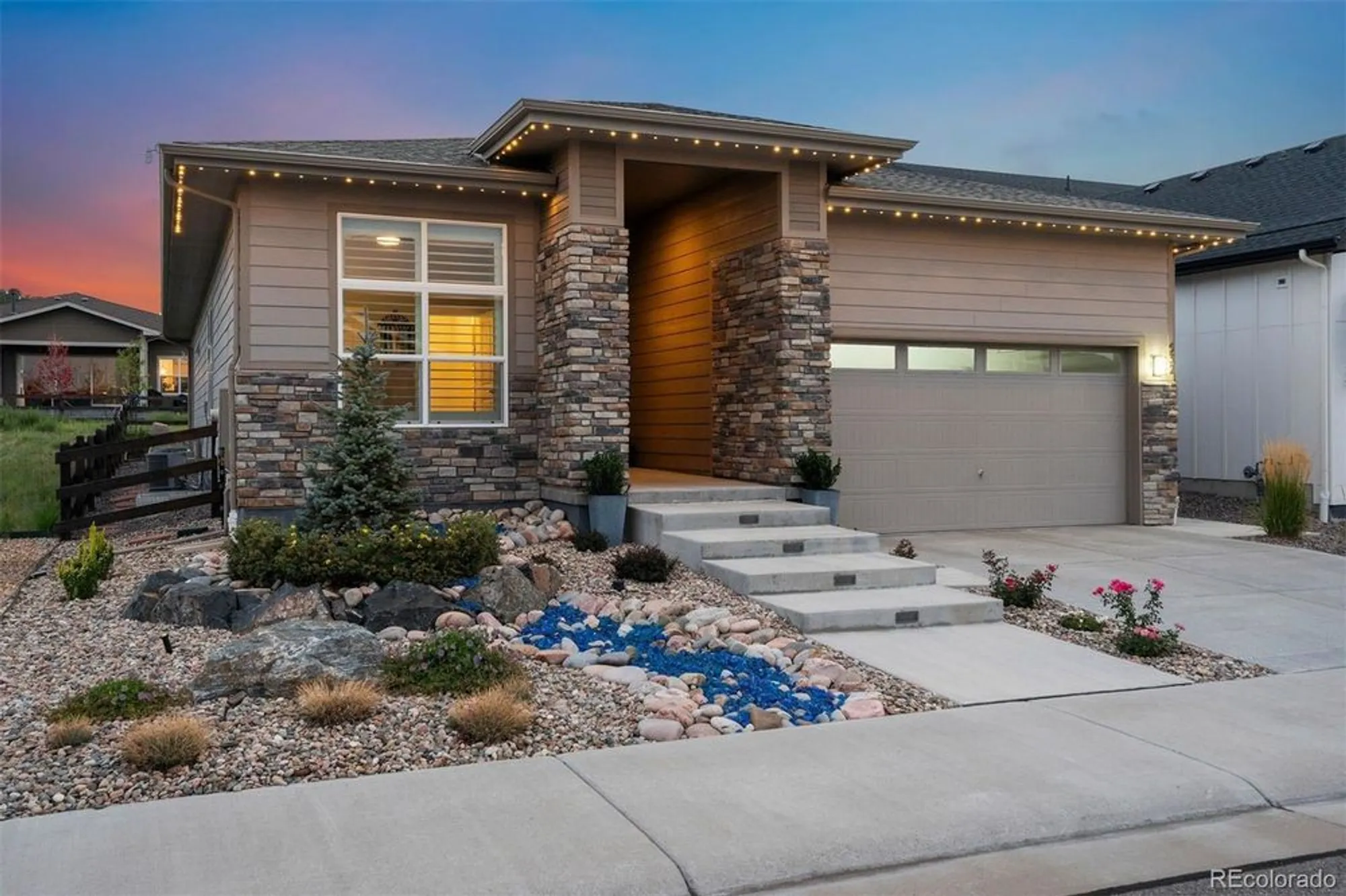 Property Slideshow image 5 of 50 | 532 woodroot cir, Castle Rock, CO, 80104