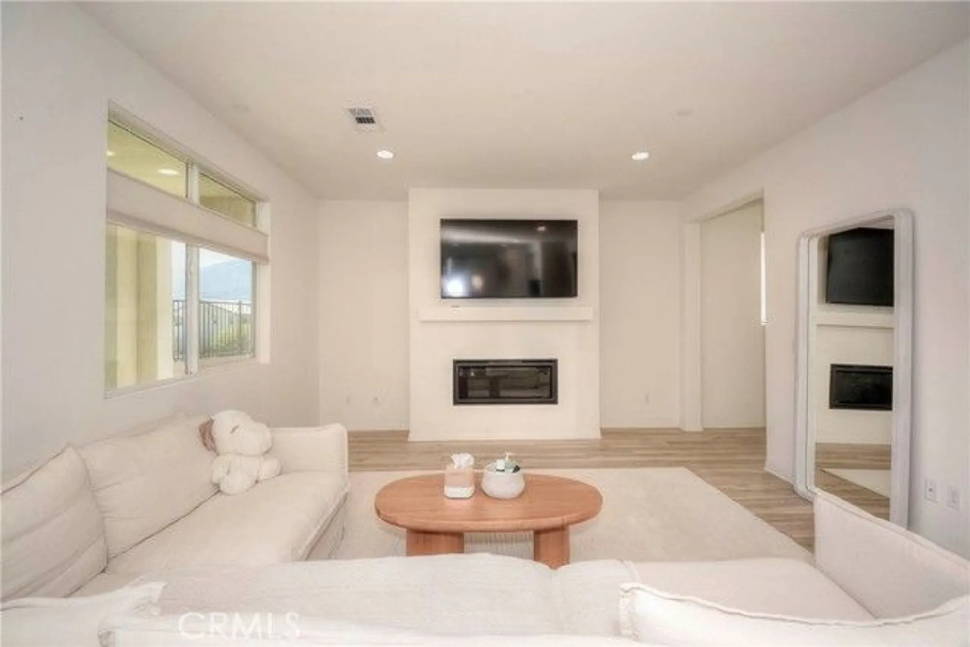 Property Slideshow image 8 of 45 | 24218 hillcrest dr, Corona, CA, 92883