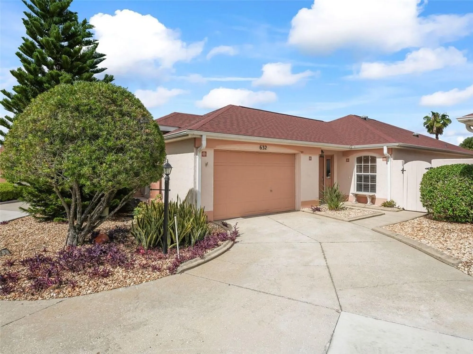 Property Slideshow image 2 of 66 | 632 delgado ave, Lady Lake, FL, 32159