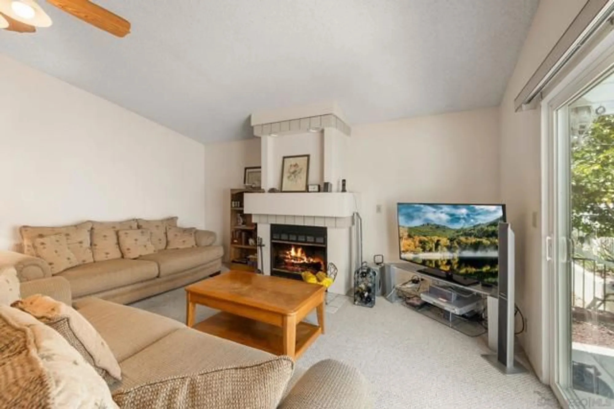 Property Slideshow image 9 of 29 | 2010 w san marcos blvd 90, San Marcos, CA, 92078