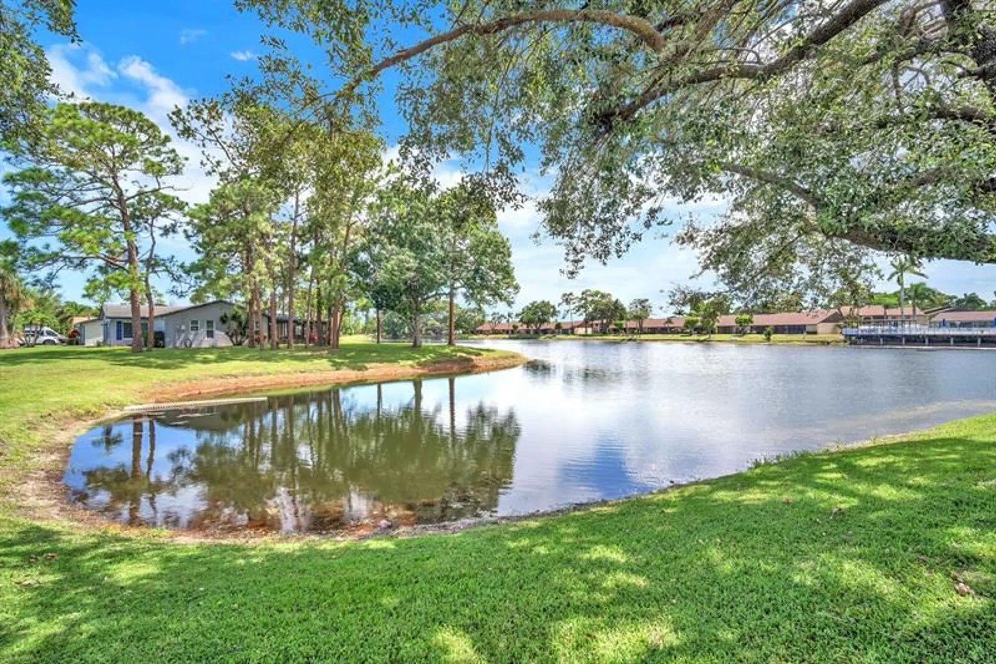 Property Slideshow image 33 of 36 | 6104 rainbow cir, Greenacres, FL, 33463