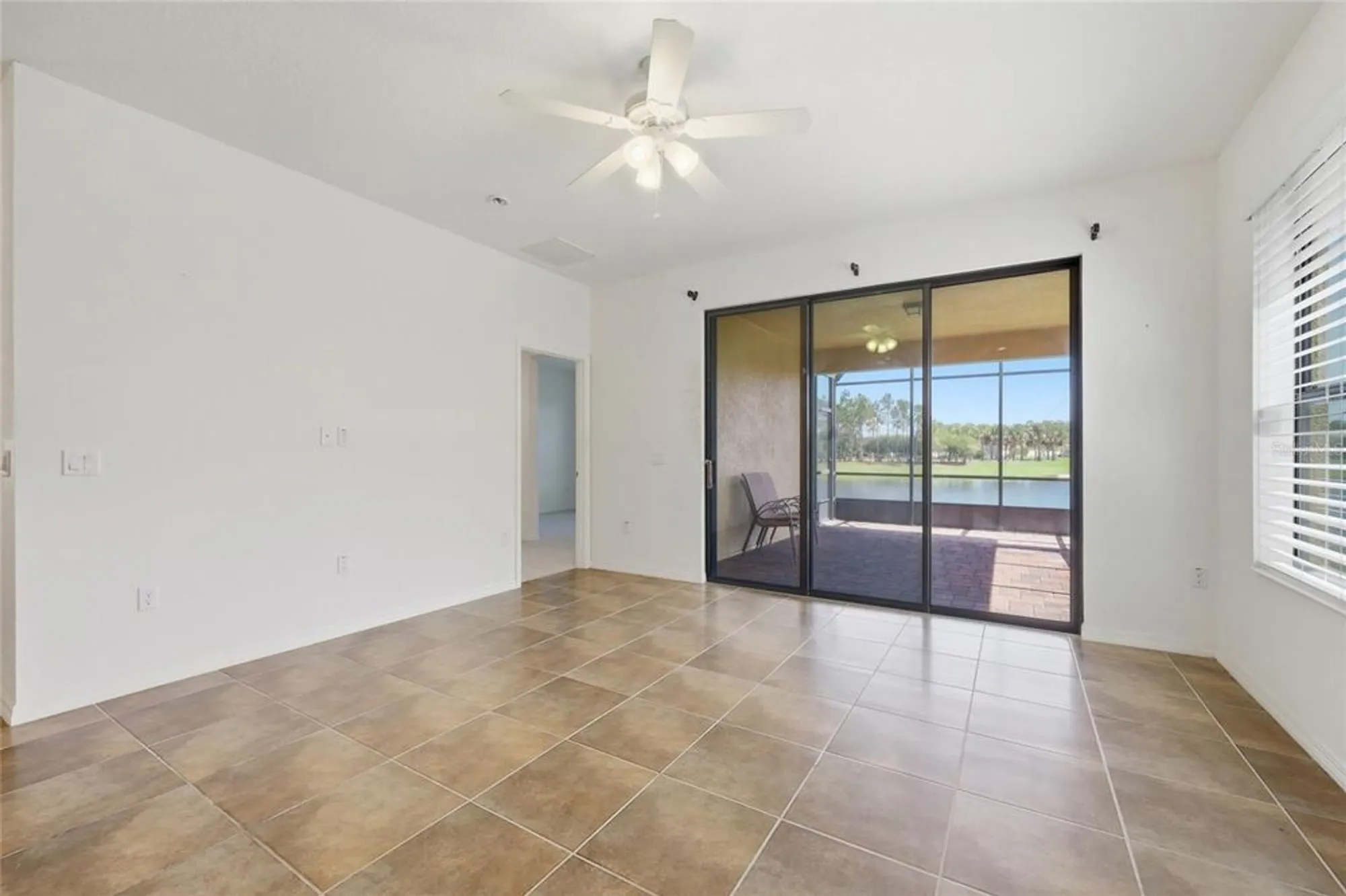 Property Slideshow image 27 of 50 | 1824 pelican hill way, Poinciana, FL, 34759