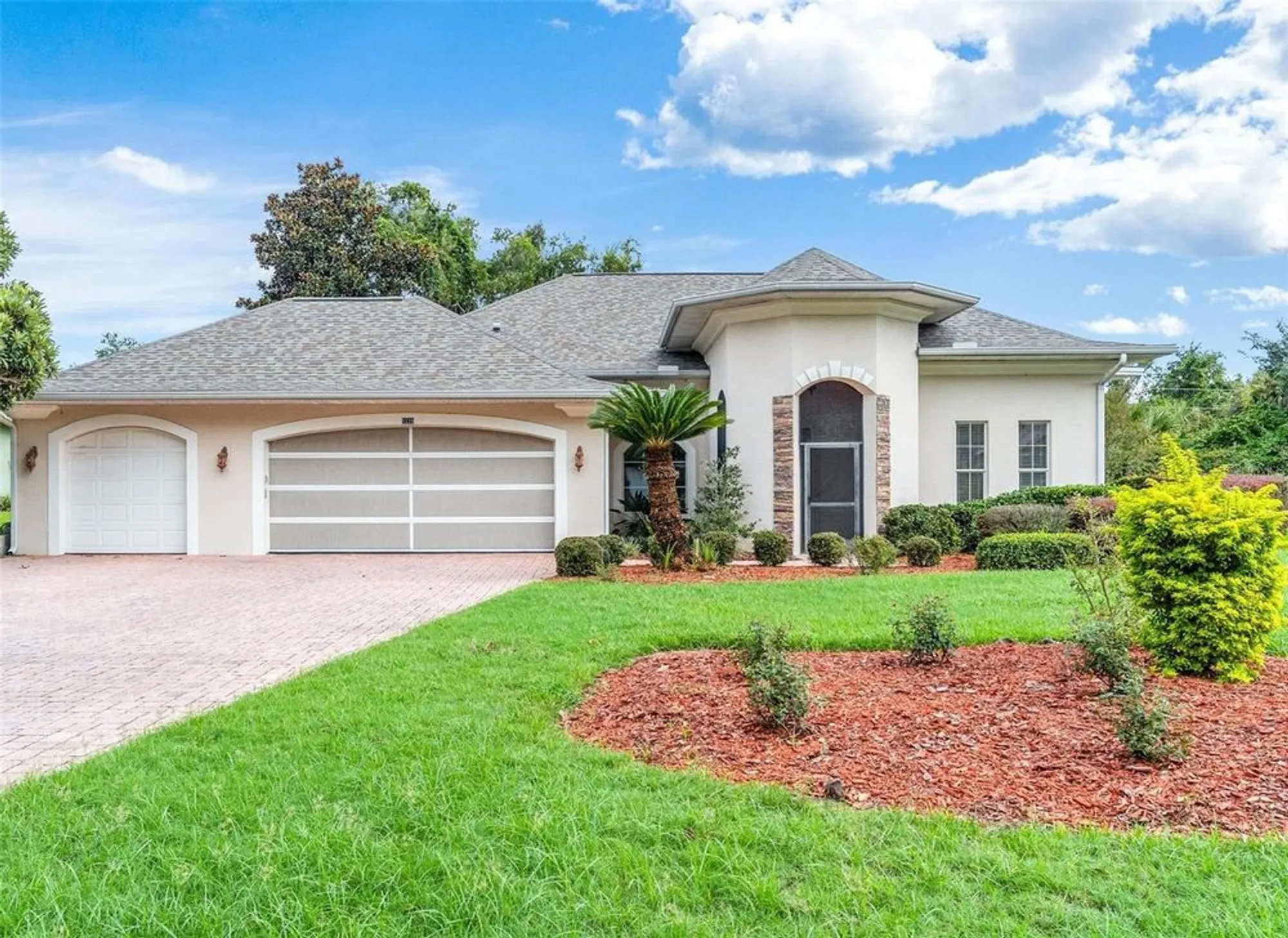 Property Slideshow image 43 of 49 | 5239 grove mnr, Lady Lake, FL, 32159
