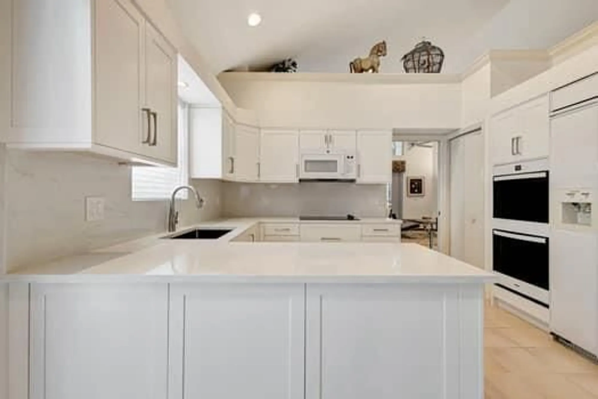 Property Slideshow image 14 of 55 | 11917 fountainside cir, Boynton Beach, FL, 33437